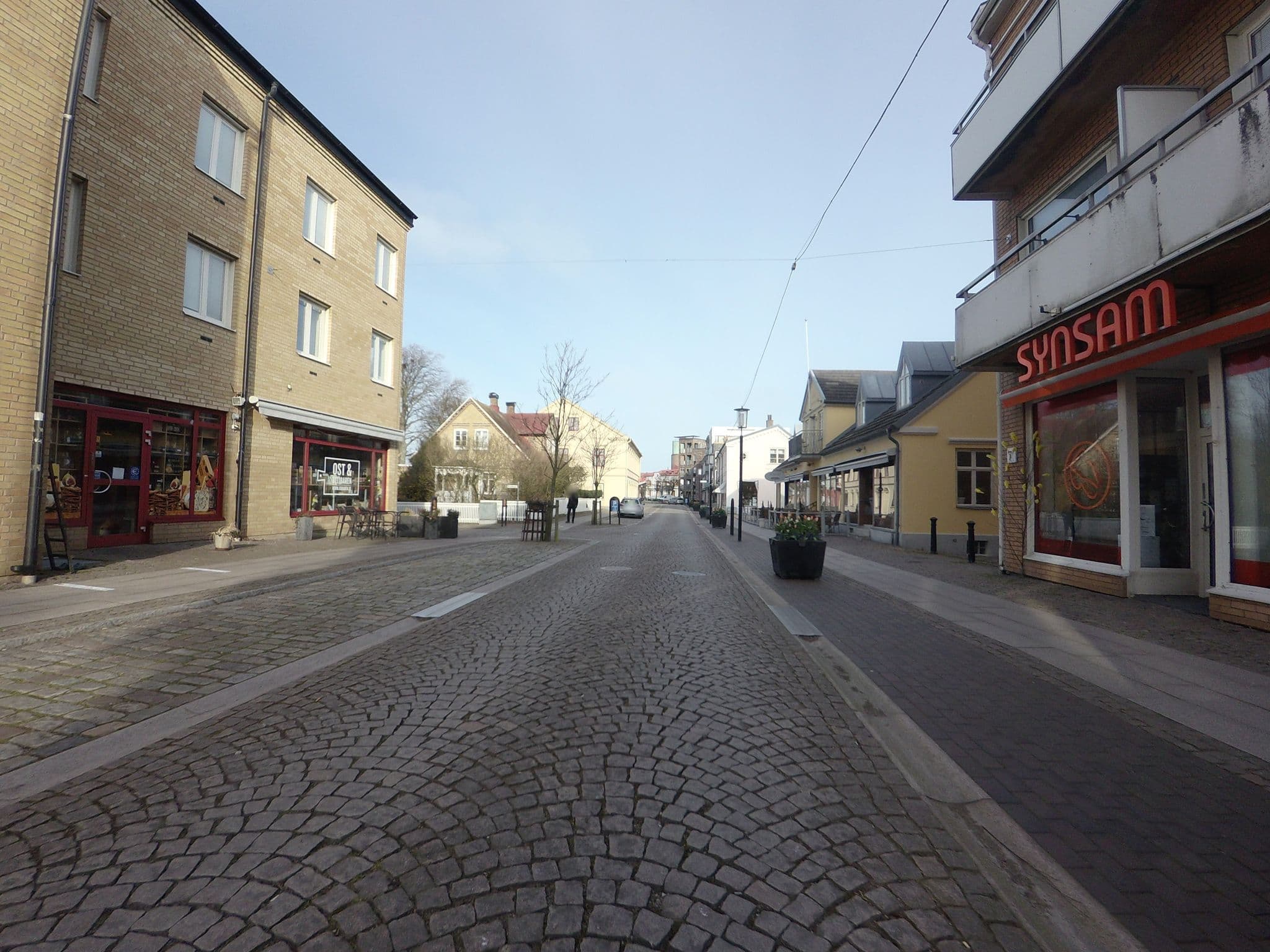 Street view near Hotellet & co, Höganäs — © larshelmin (CC BY-SA · Mapillary)