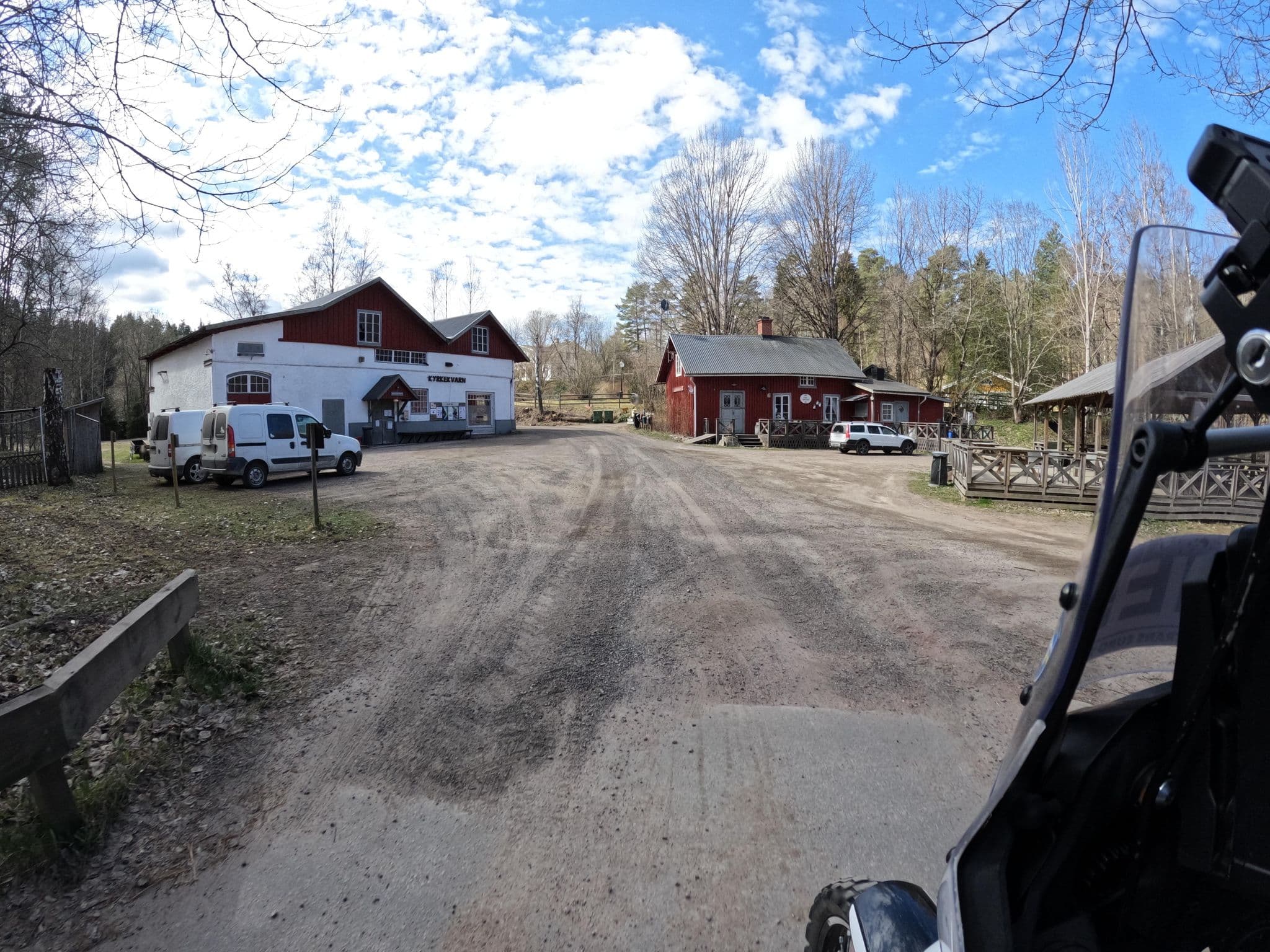 Street view near Kyrkekvarn, Mullsjö — © NomadRob (CC BY-SA · Mapillary)