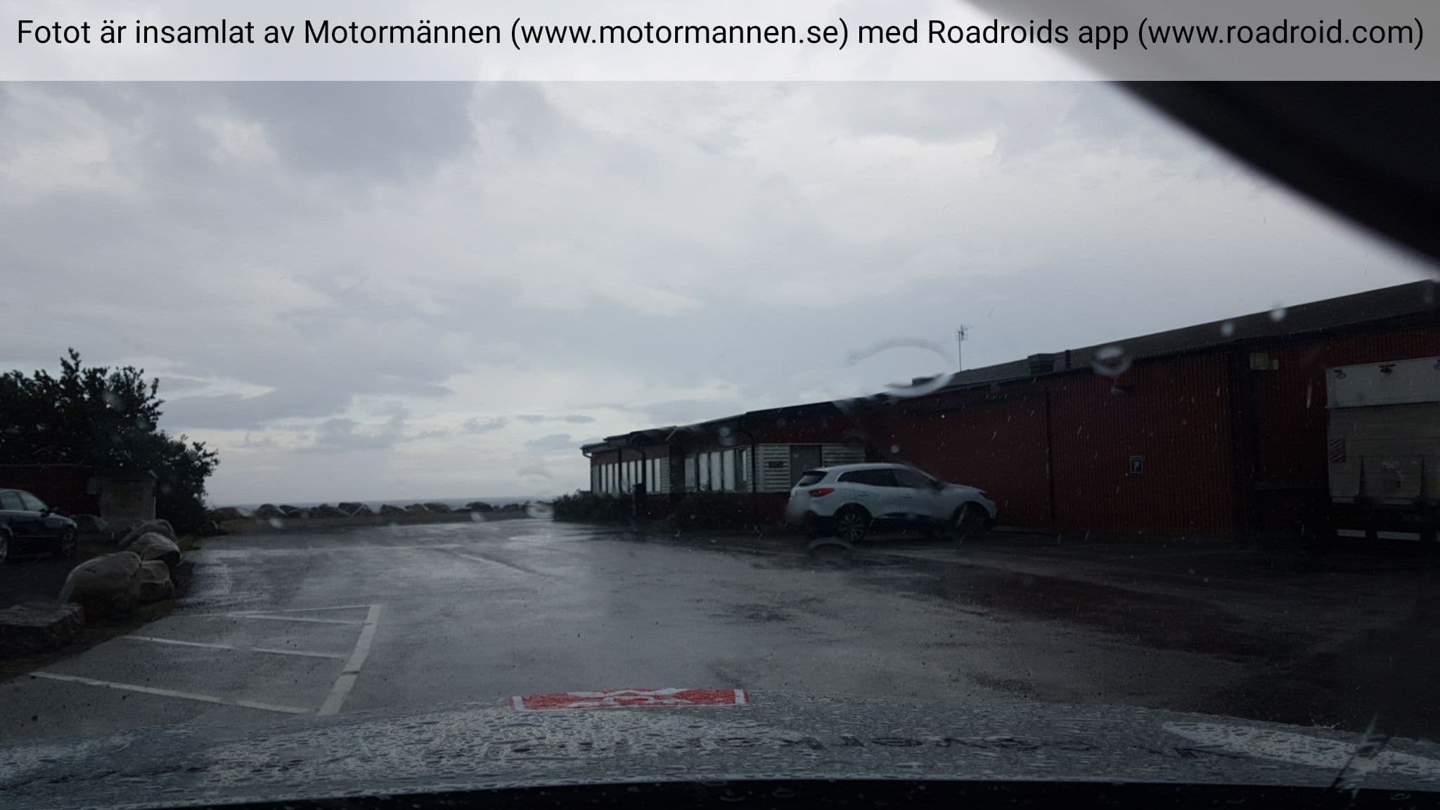 Street view near Ställplats - Nogersunds gästhamn, Hällevik — © roadroid (CC BY-SA · Mapillary)