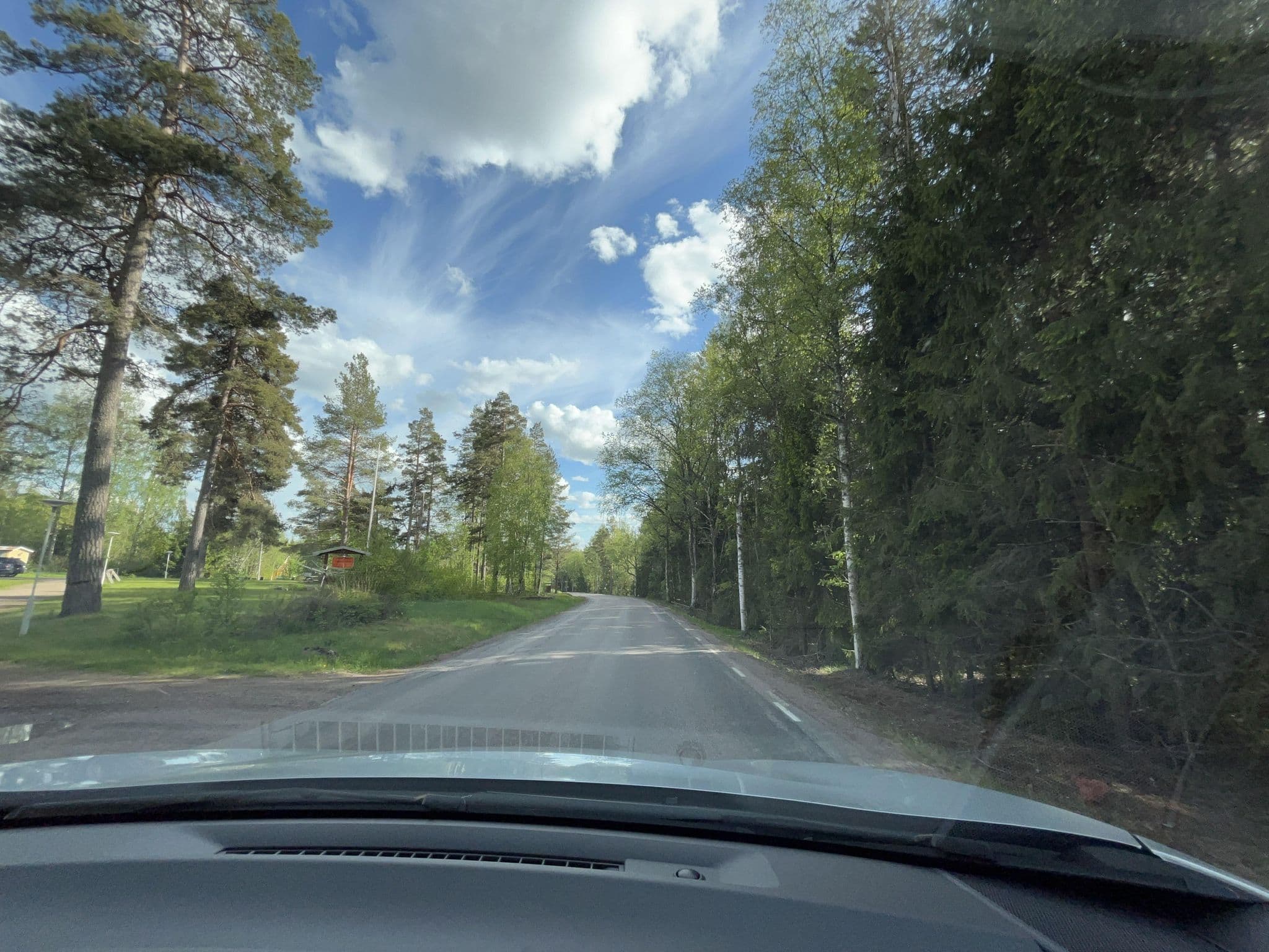 Street view near Garpgårdens logi, Horndal — © masterofnoroad (CC BY-SA · Mapillary)