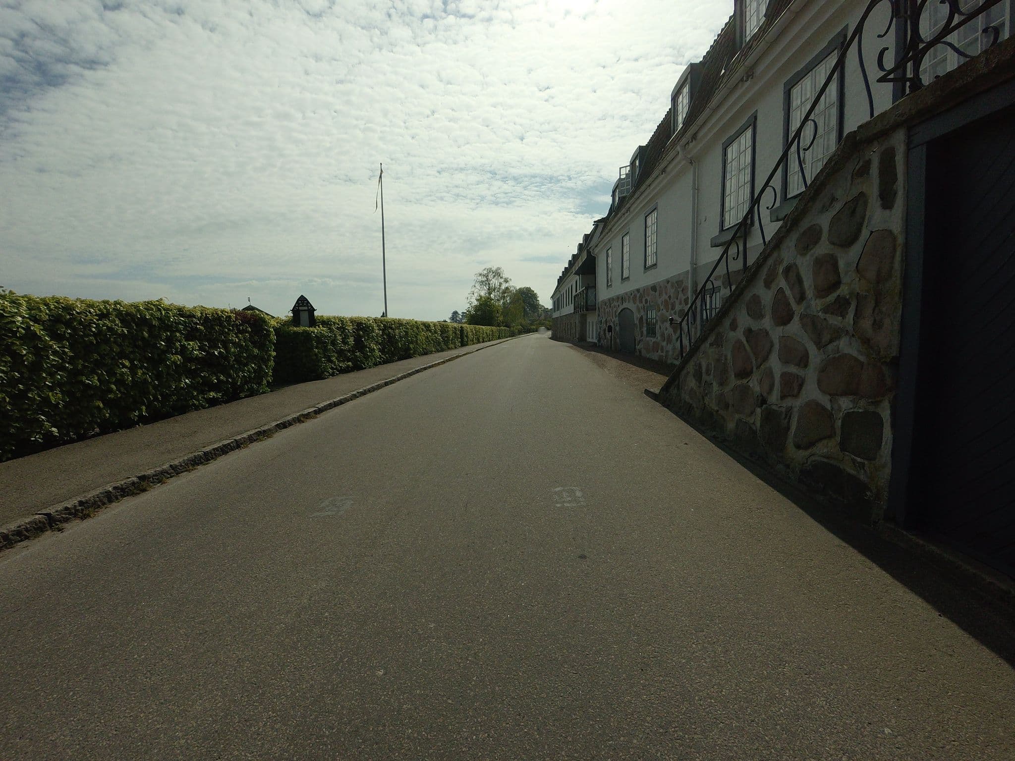 Street view near Rusthållargården, Jonstorp — © larshelmin (CC BY-SA · Mapillary)