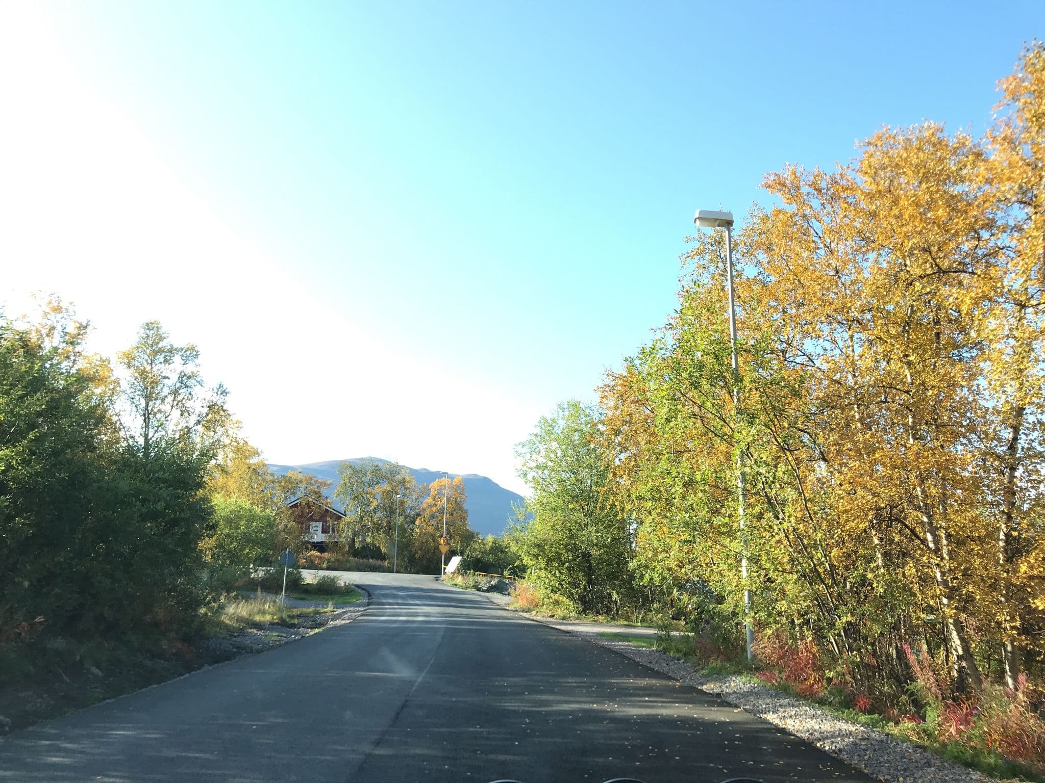 Street view near Abisko Guesthouse, Kiruna — © jnse (CC BY-SA · Mapillary)