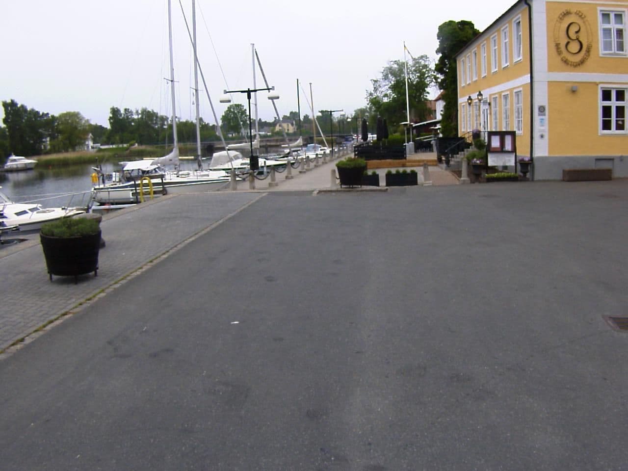 Street view near Åhus Gästgivargård, Åhus — © kristianstad (CC BY-SA · Mapillary)