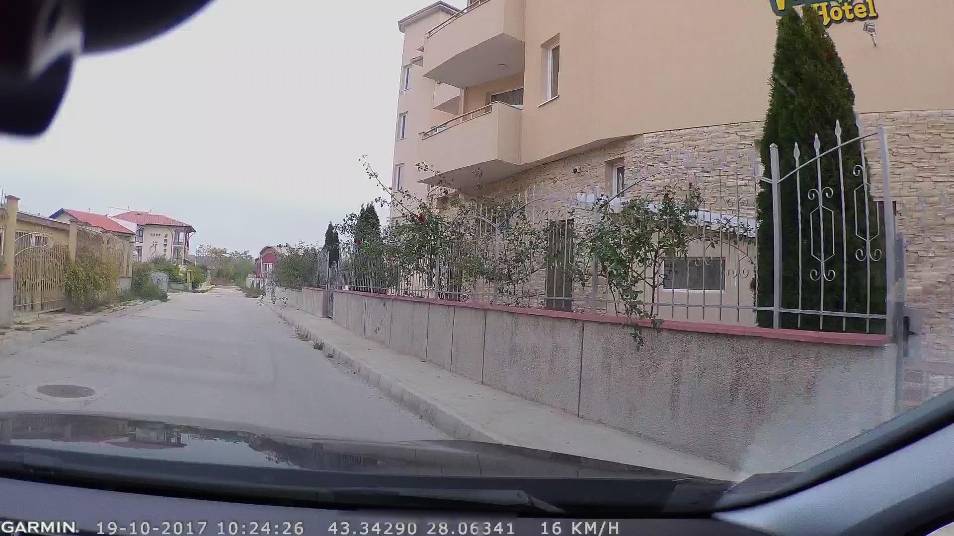 Street view near Belle View II, Zlatni Pyasatsi — © navteq_bg (CC BY-SA · Mapillary)