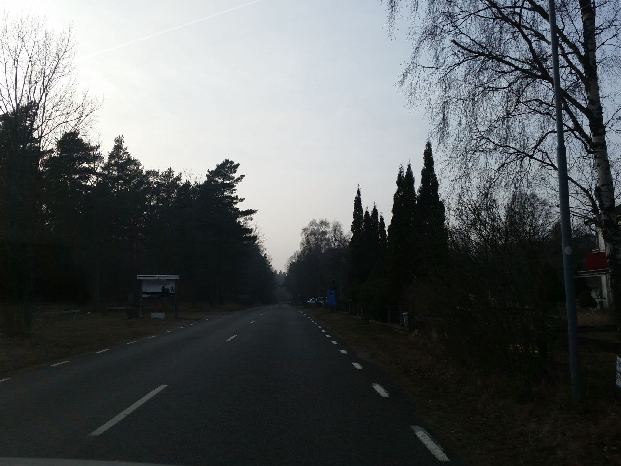 Street view near Pensionat Grankullavik, Gunnebo — © jopparn (CC BY-SA · Mapillary)