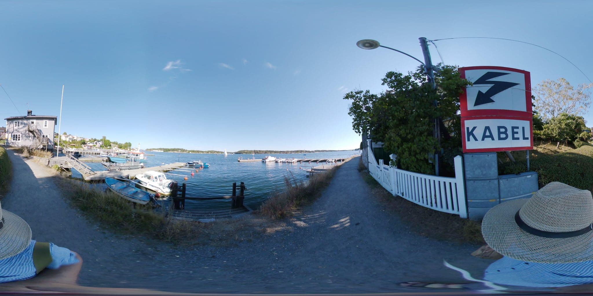 Street view near Vandrarhemmet Lotsen, Dalarö — © bruno360 (CC BY-SA · Mapillary)