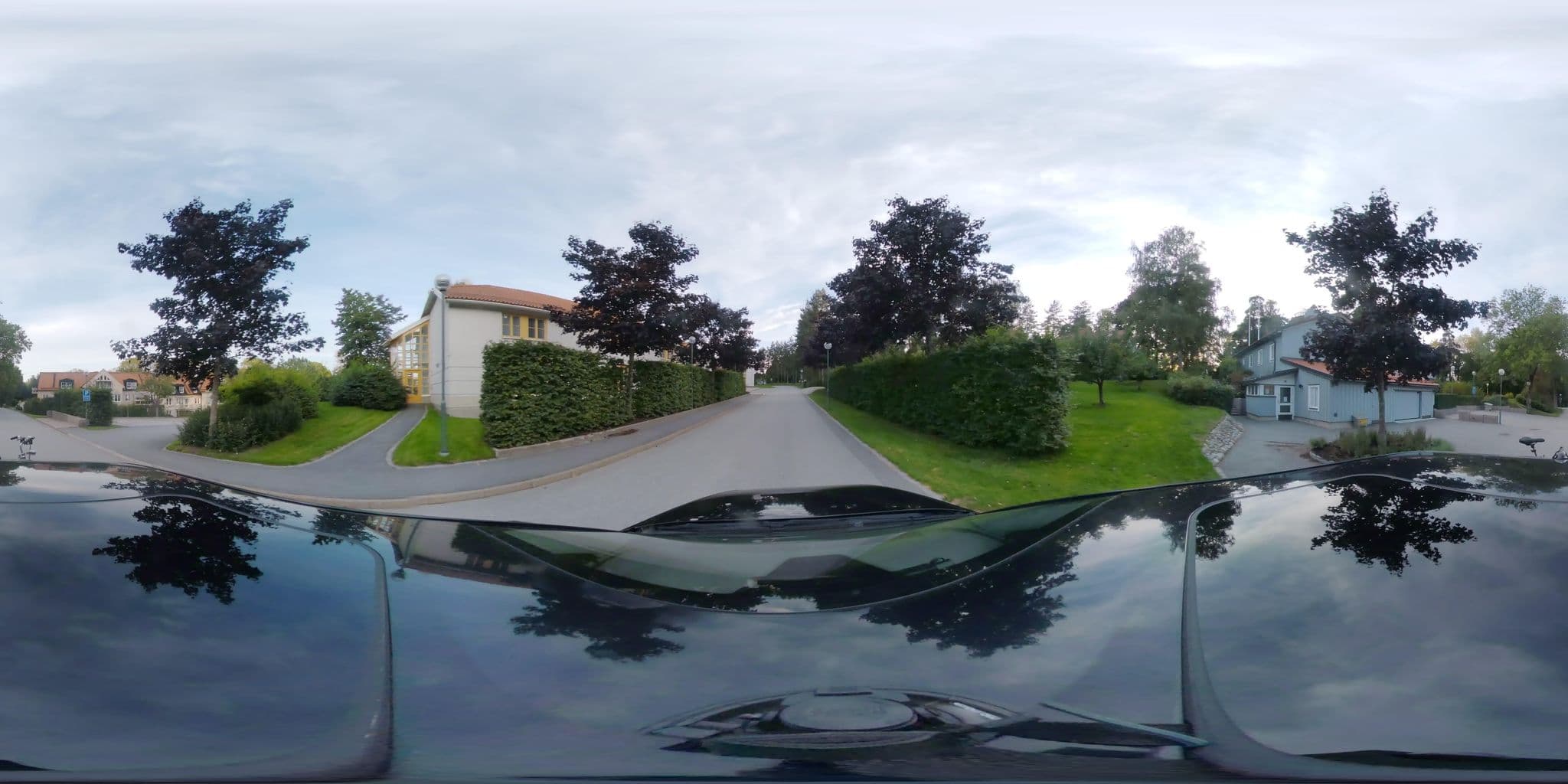 Street view near Gästhem, Jordbro — © bruno360 (CC BY-SA · Mapillary)