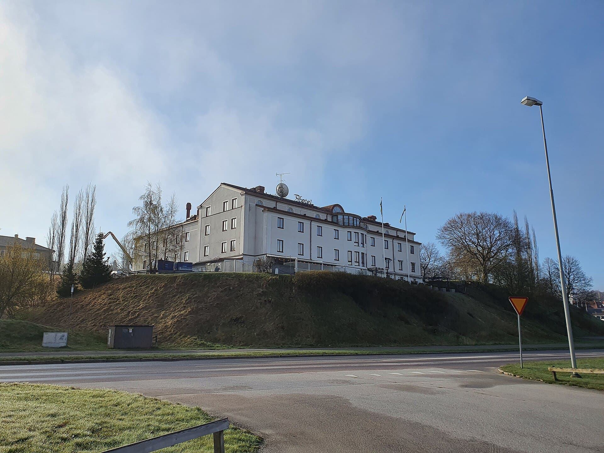 Hotell Bogesund (via Wikimedia Commons, CC BY-SA 3.0)