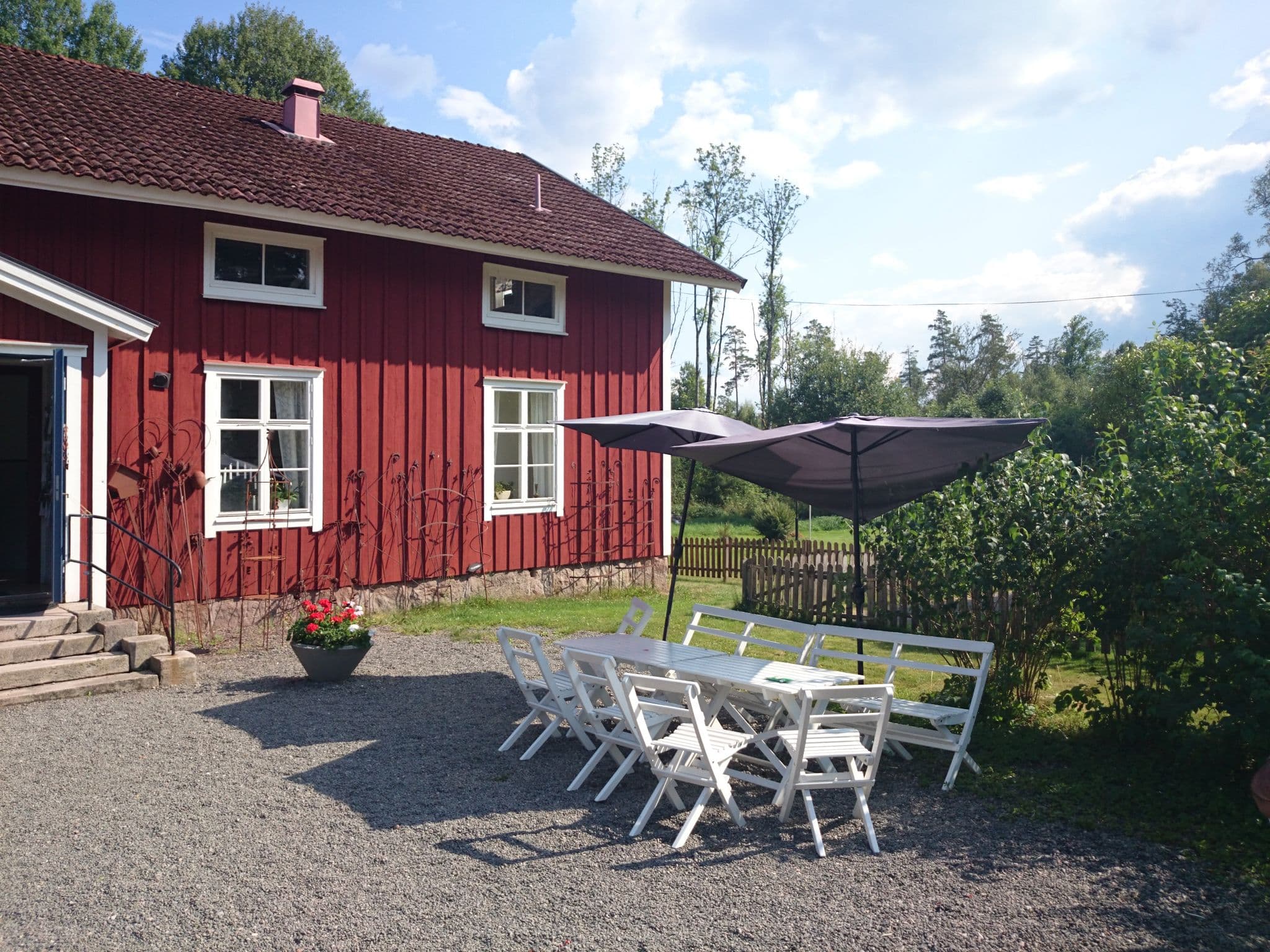 Street view near Dannäs Väffelcafe Bed&Breakfast, Forsheda — © carlrobert (CC BY-SA · Mapillary)