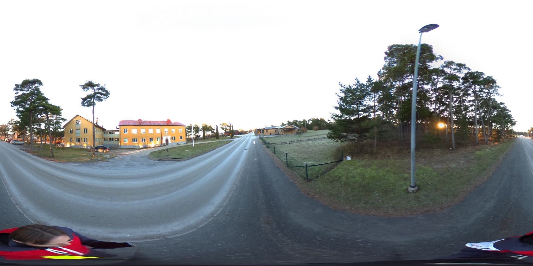 Street view near STF Östra Flygeln Bunge Vandrarhem, Visby — © ainali (CC BY-SA · Mapillary)