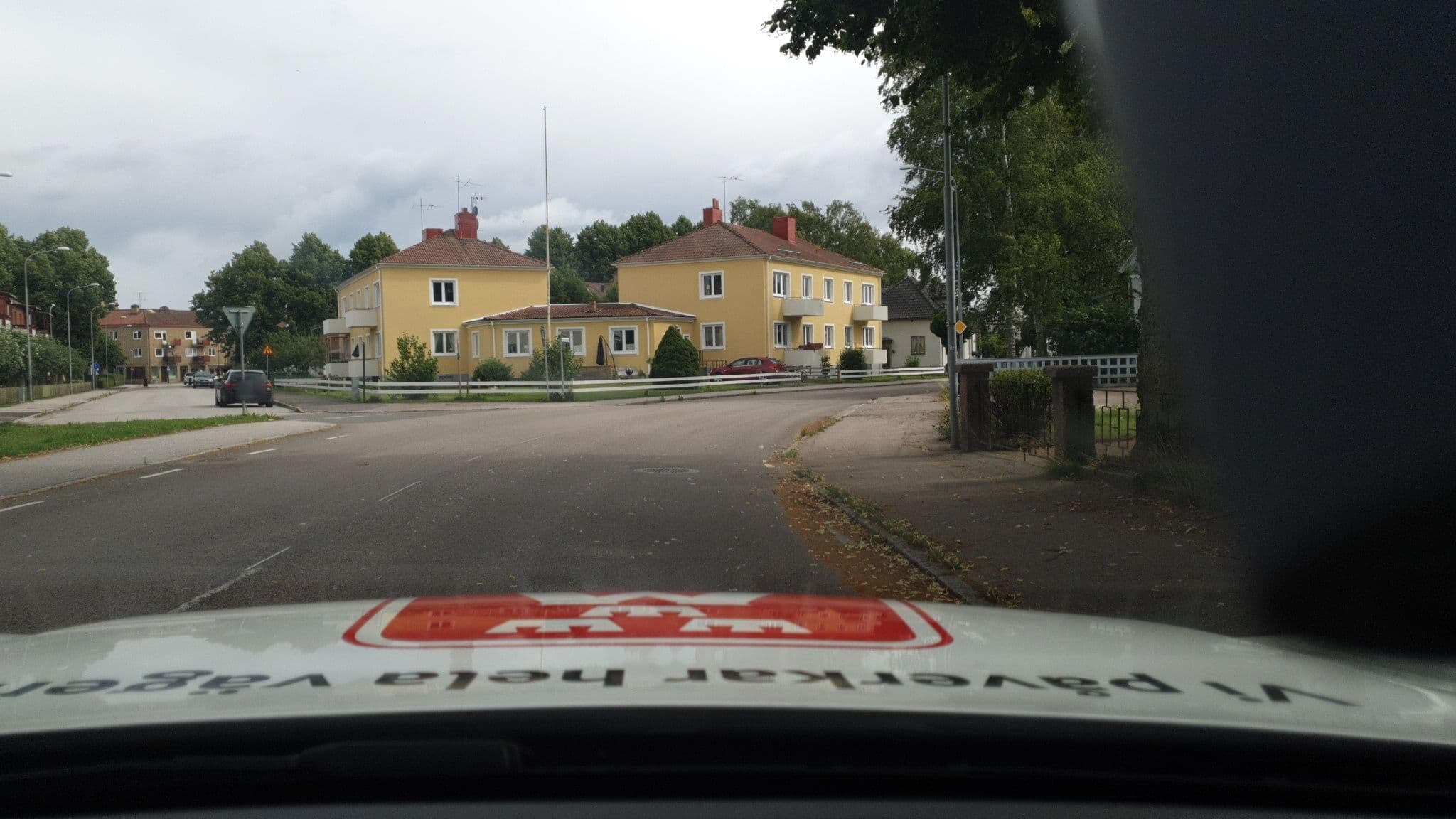 Street view near Prästgården Restaurang & pensionat, Töreboda — © roadroid (CC BY-SA · Mapillary)