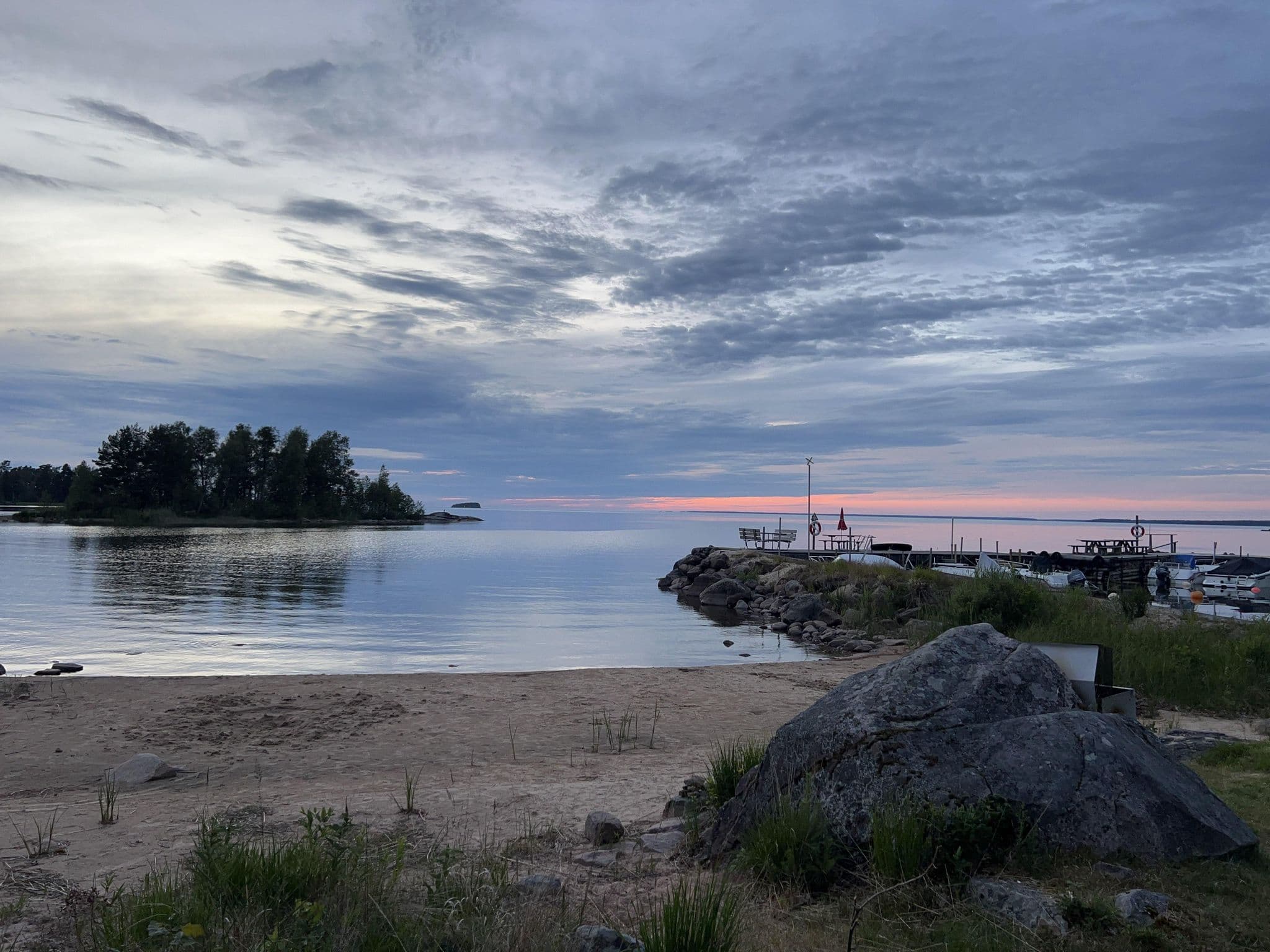 Street view near Jutevikens camping, Mariestad — © branllewelyn (CC BY-SA · Mapillary)