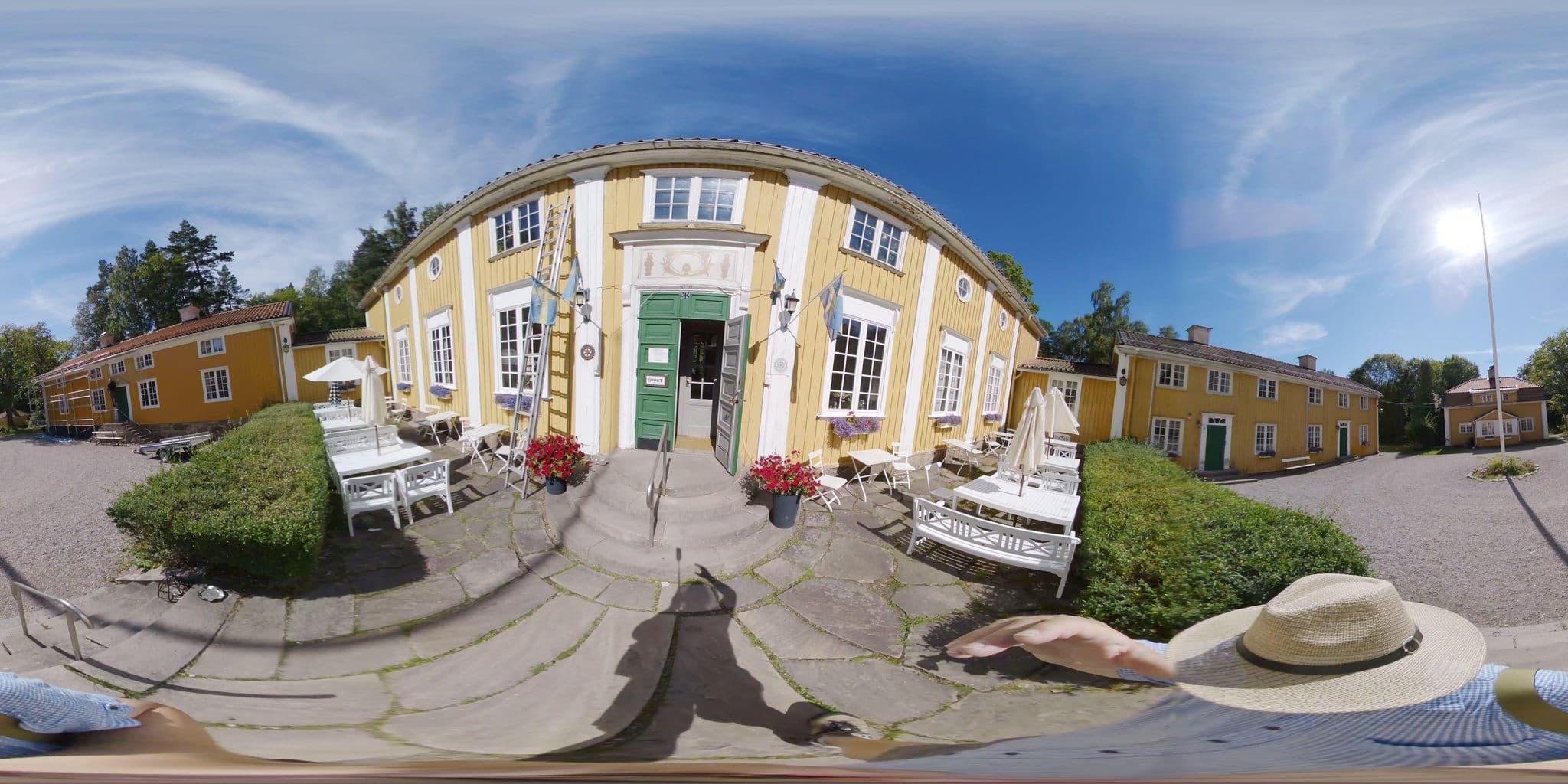 Street view near Forsbacka Wärdshus, Forsbacka — © bruno360 (CC BY-SA · Mapillary)