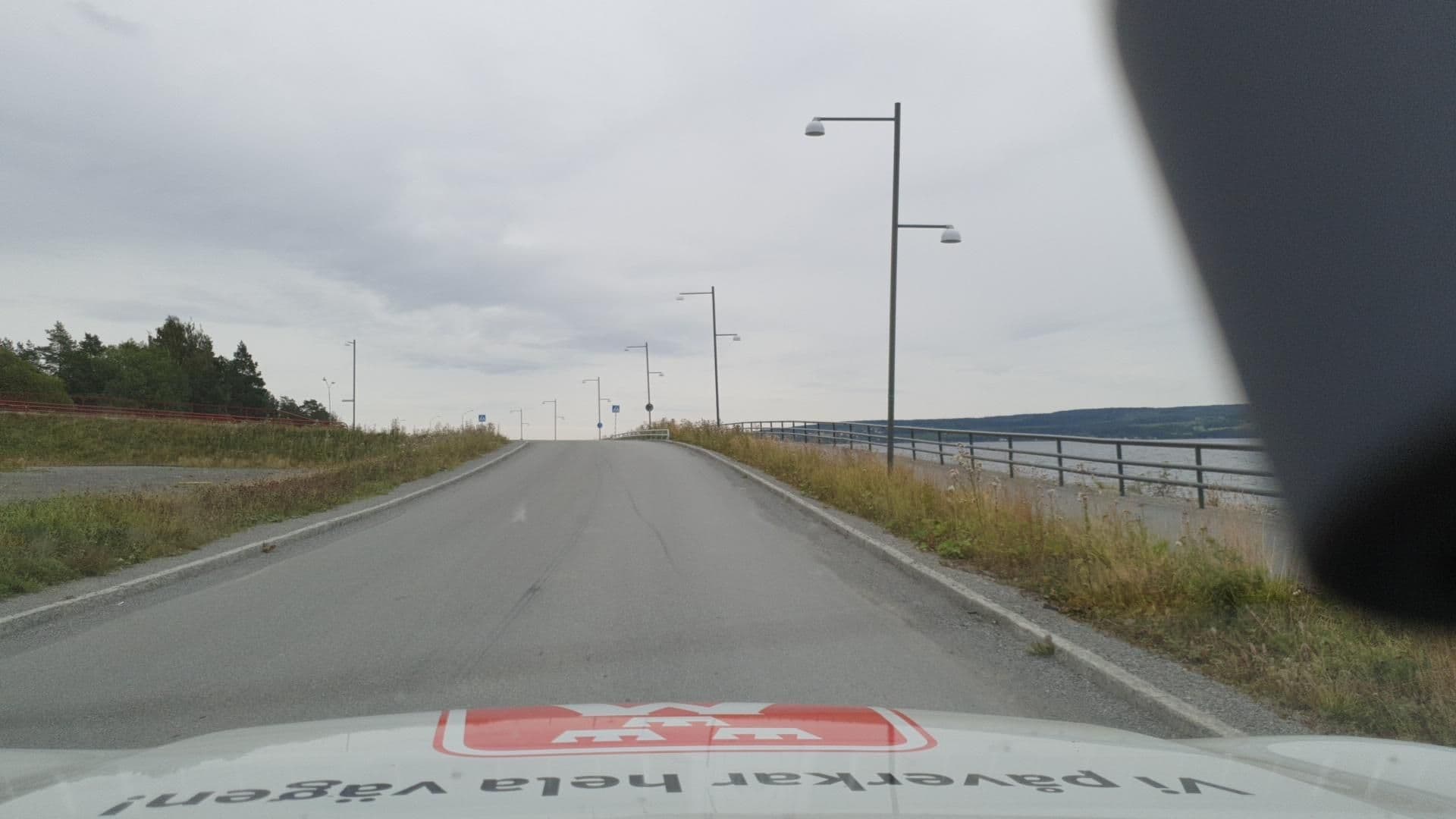 Street view near Ställplats Storsjöstrand, Östersund — © roadroid (CC BY-SA · Mapillary)