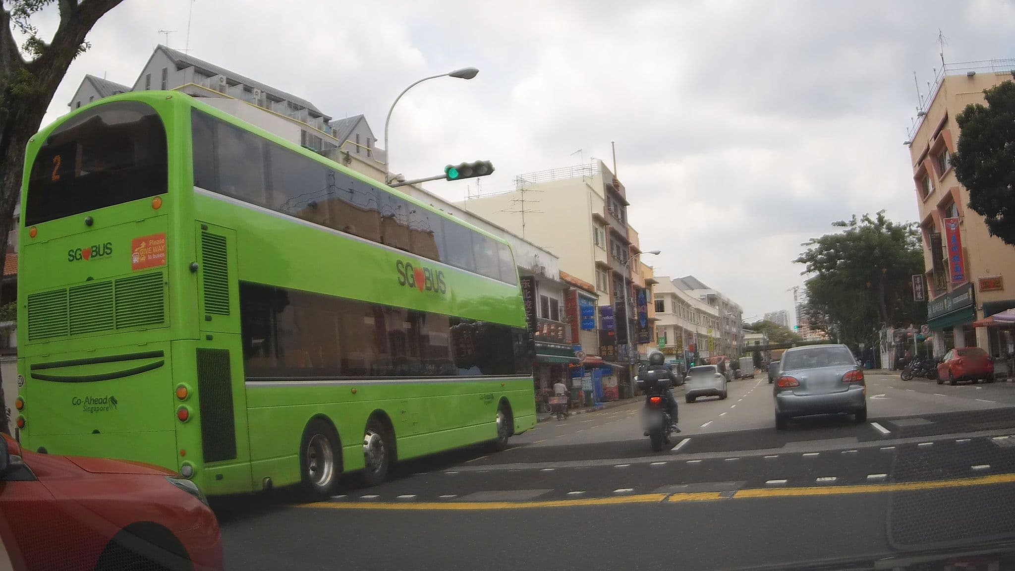 Street view near New Cathay Hotel (Geylang), Geylang — © ashishgrab (CC BY-SA · Mapillary)