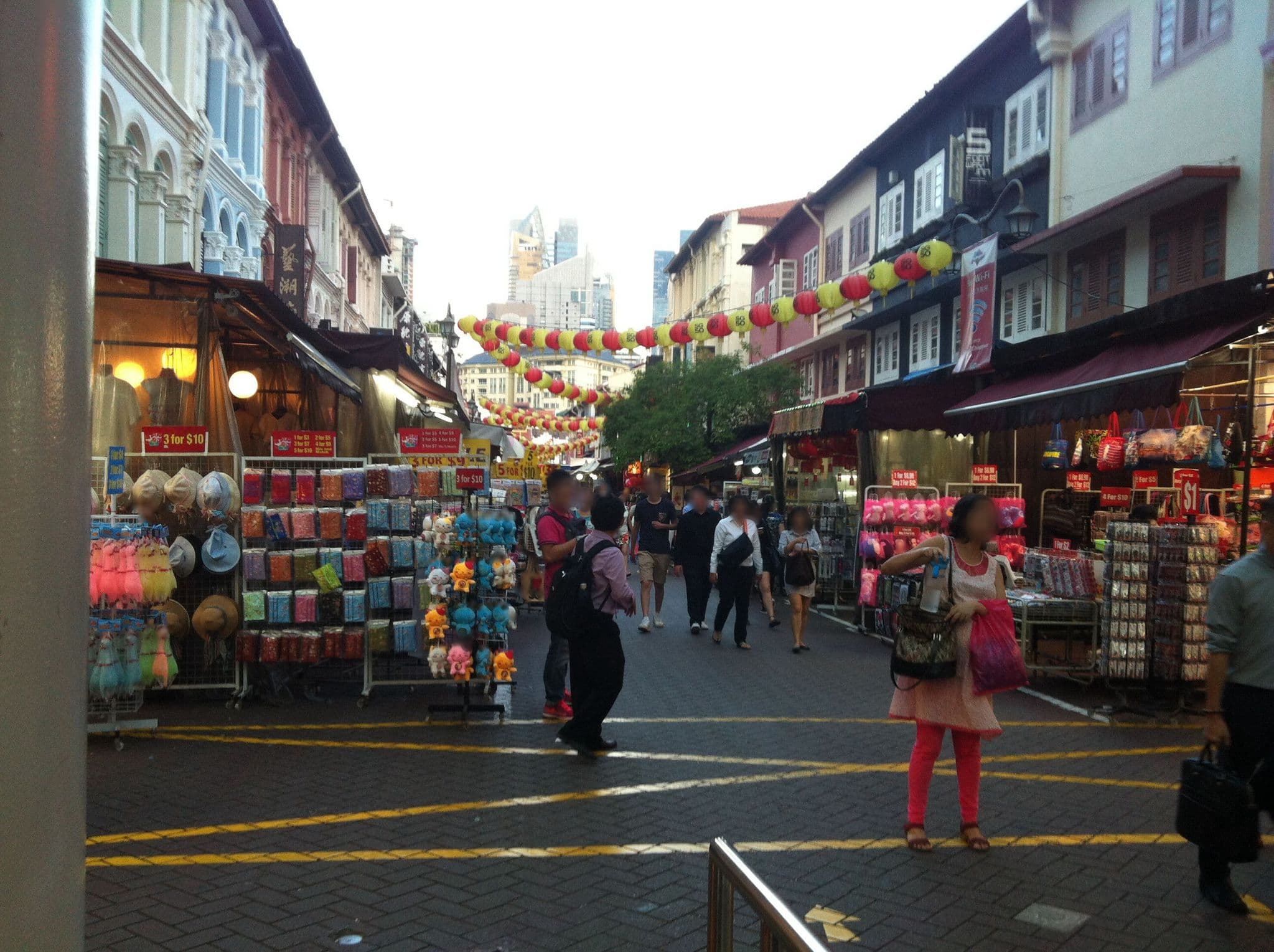 Street view near Royal Lodge, Outram Park — © miguel_andrade (CC BY-SA · Mapillary)