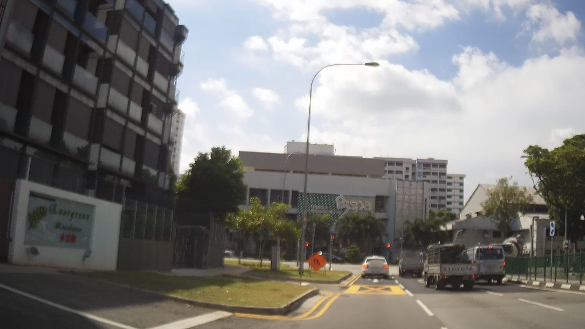 Street view near Evergreen Residences, Geylang — © ashishgrab (CC BY-SA · Mapillary)