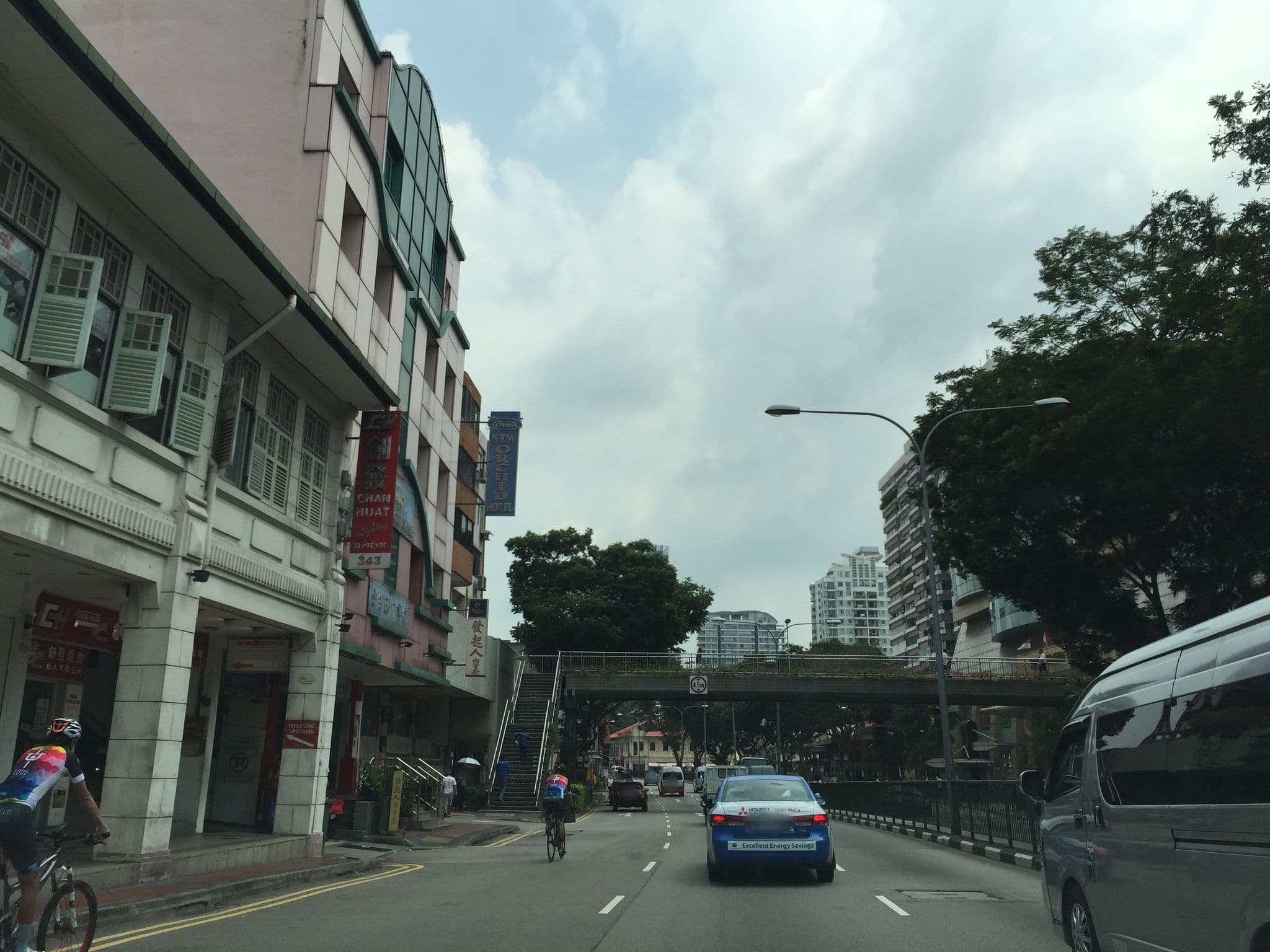 Street view near New Orchid Hotel, Novena — © denkonstigaasiaten (CC BY-SA · Mapillary)
