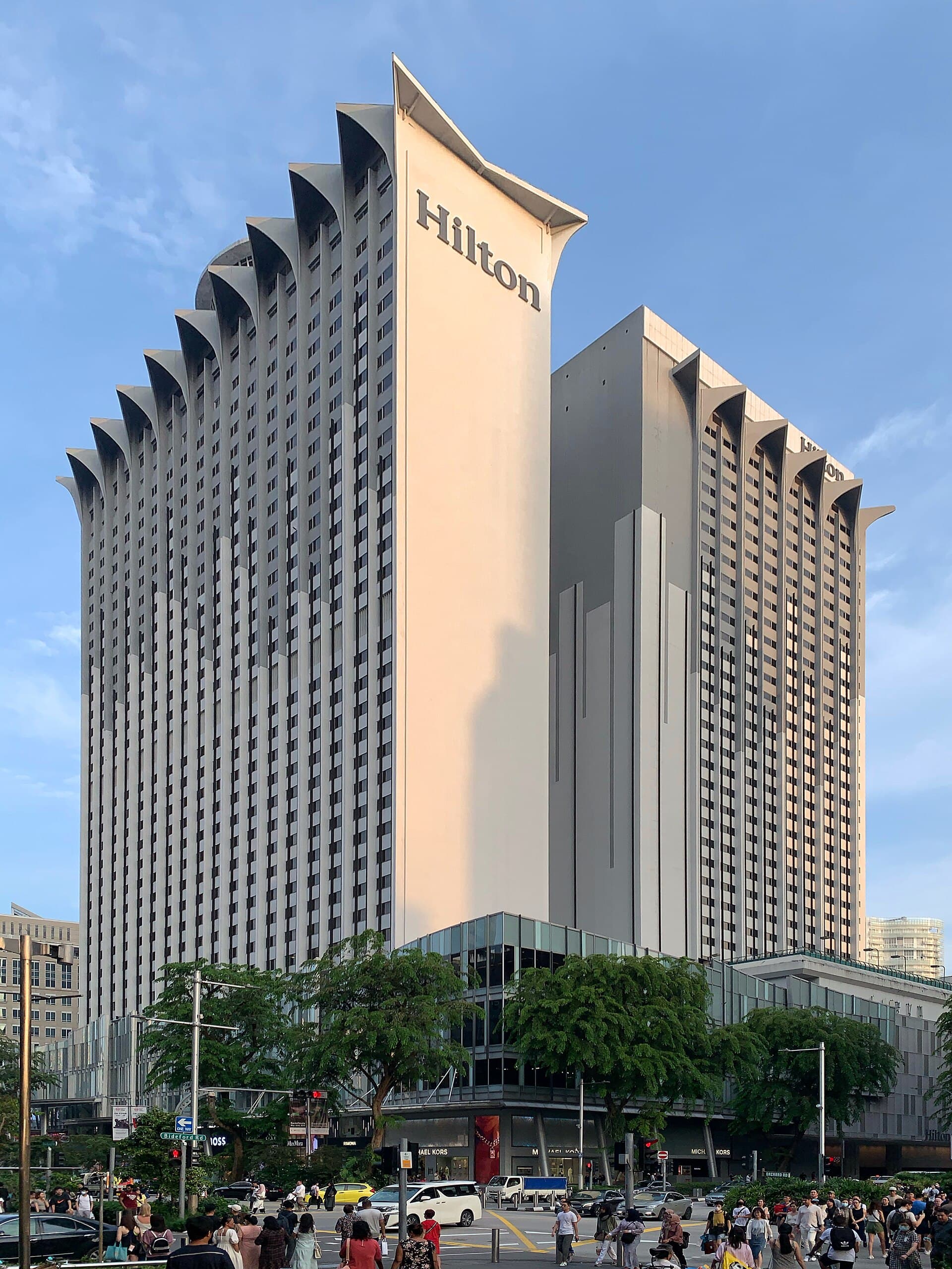 Pullman Singapore Orchard (via Wikimedia Commons, CC BY-SA 4.0)