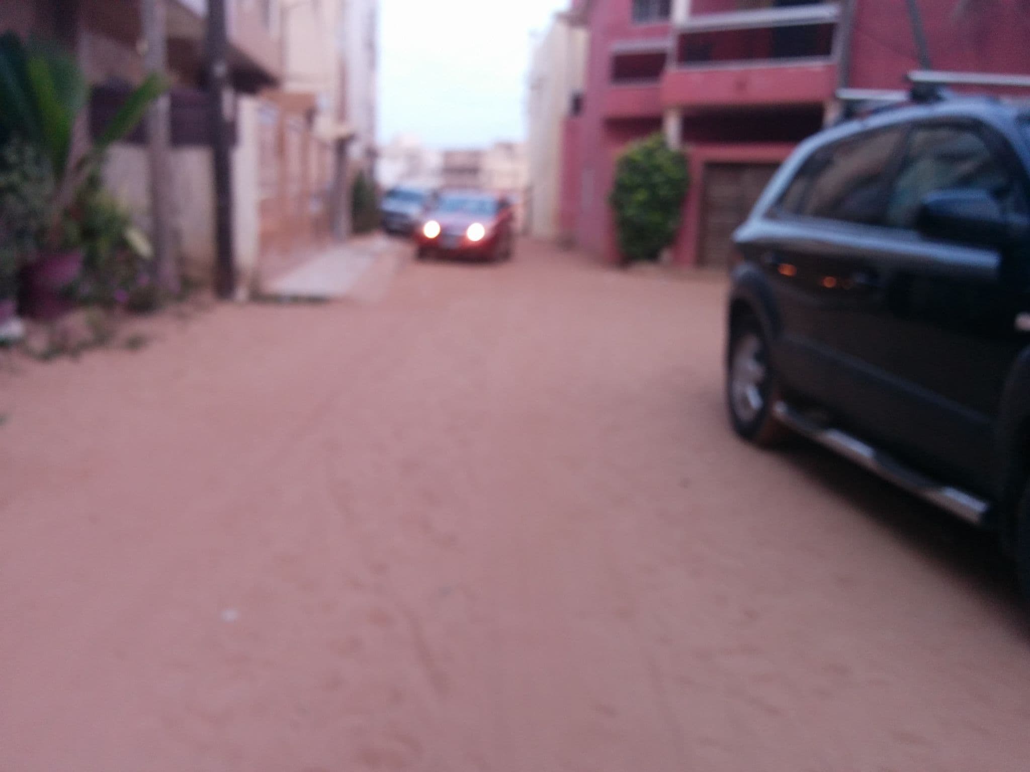 Street view near keur rokhaya - Les Cocotiers, Guédiawaye — © laminendiaye (CC BY-SA · Mapillary)