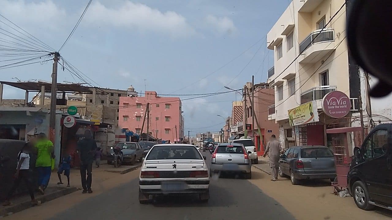 Street view near Via Via, Mermoz Boabab — © laminendiaye (CC BY-SA · Mapillary)