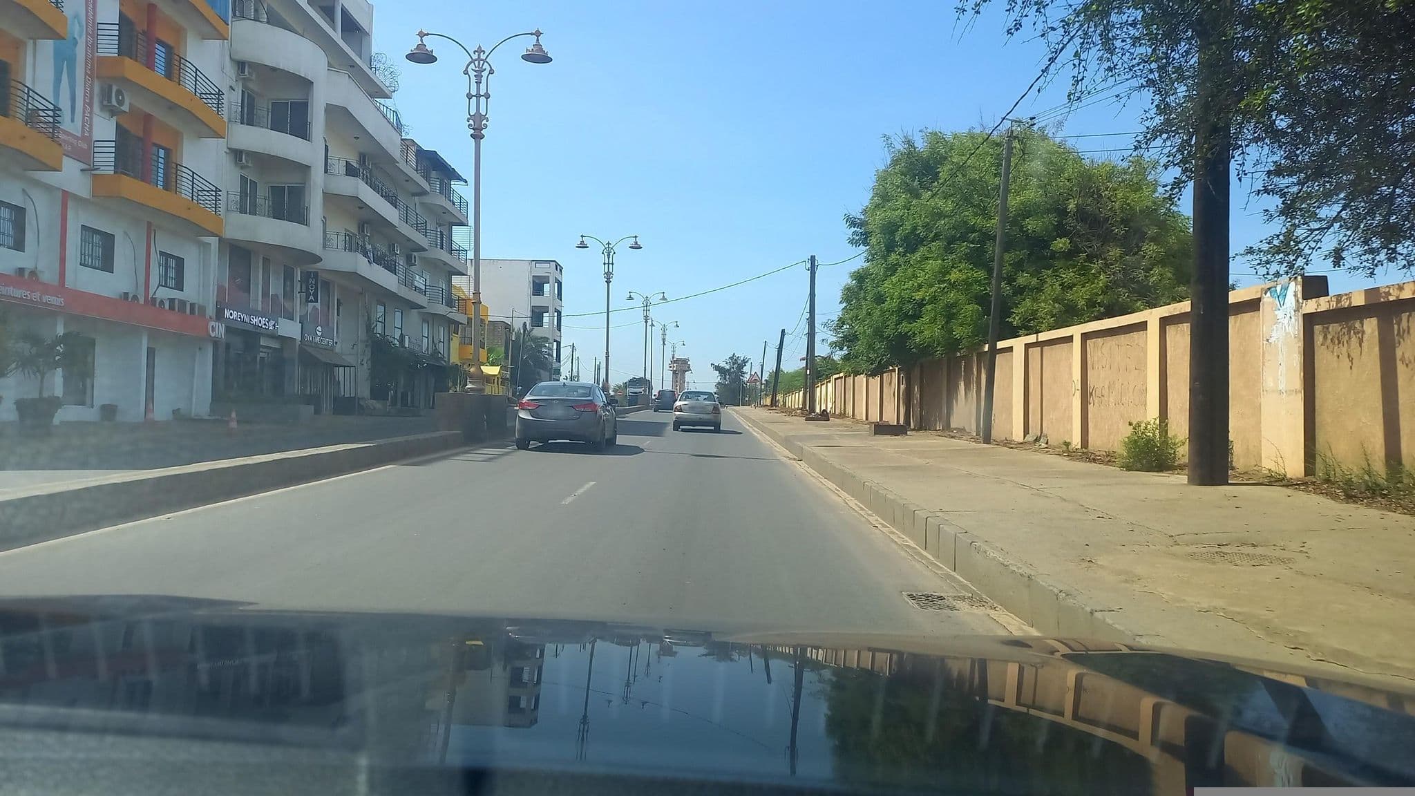 Street view near Sargal Hotel, Mermoz Boabab — © aksentini (CC BY-SA · Mapillary)