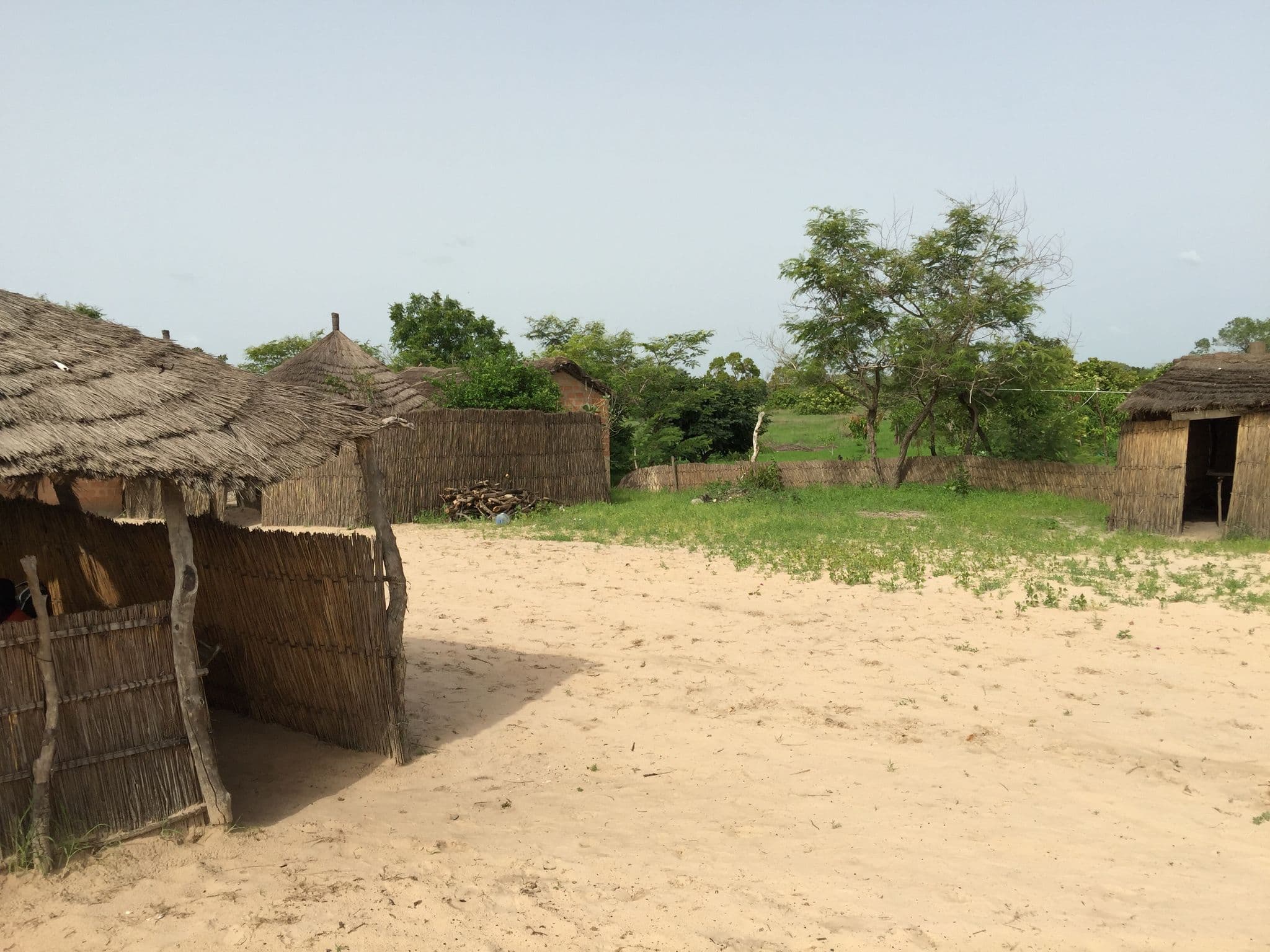Street view near Keur Bamboung, Karang Poste — © xdu (CC BY-SA · Mapillary)