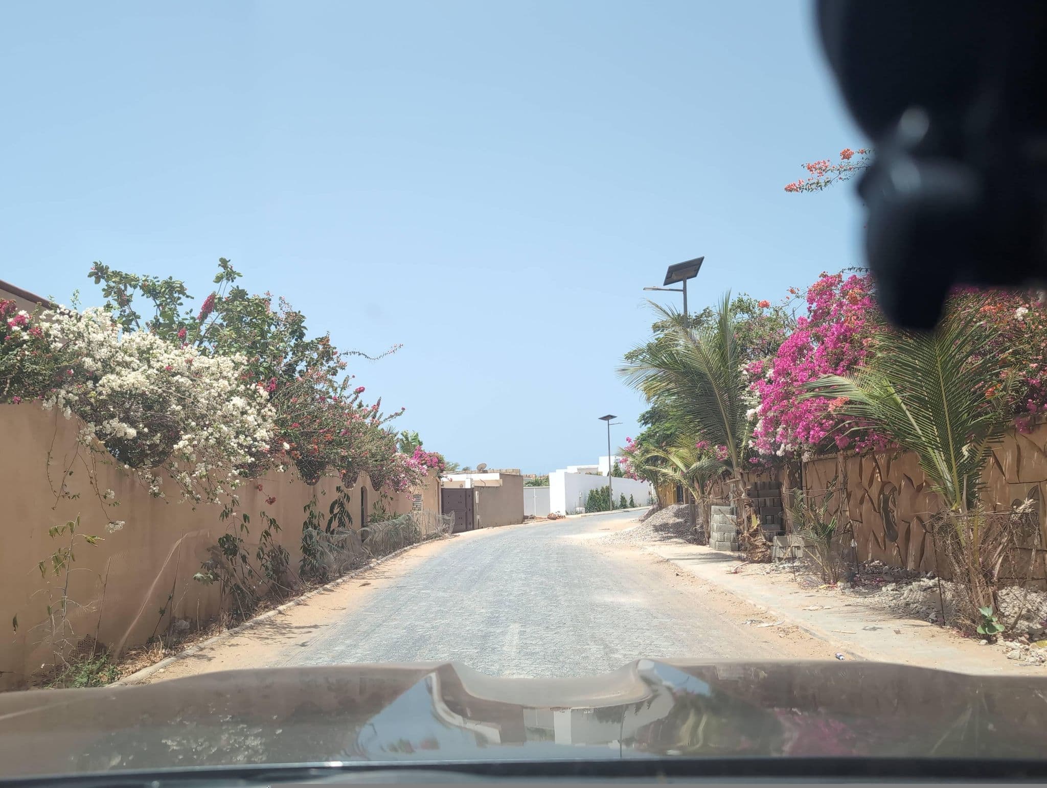 Street view near Bout d'Brousse Guesthouse, Somone — © tbo47 (CC BY-SA · Mapillary)