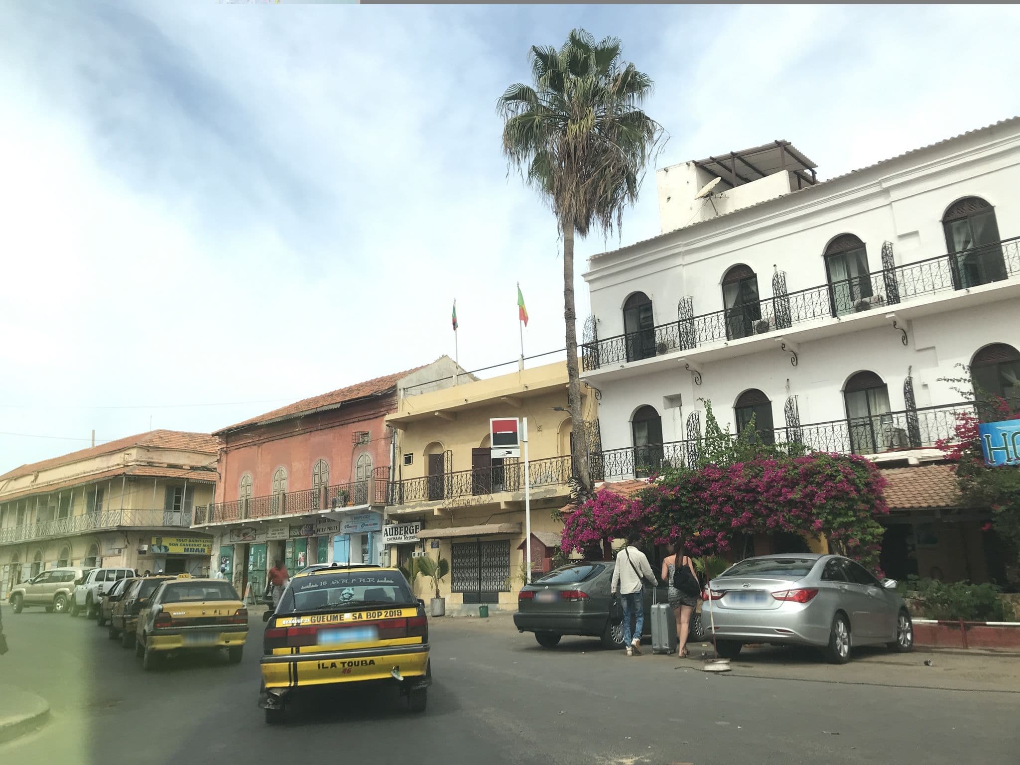 Street view near Hotel de la Poste Relais de l'Afroposte, Saint-Louis — © ibou1003 (CC BY-SA · Mapillary)