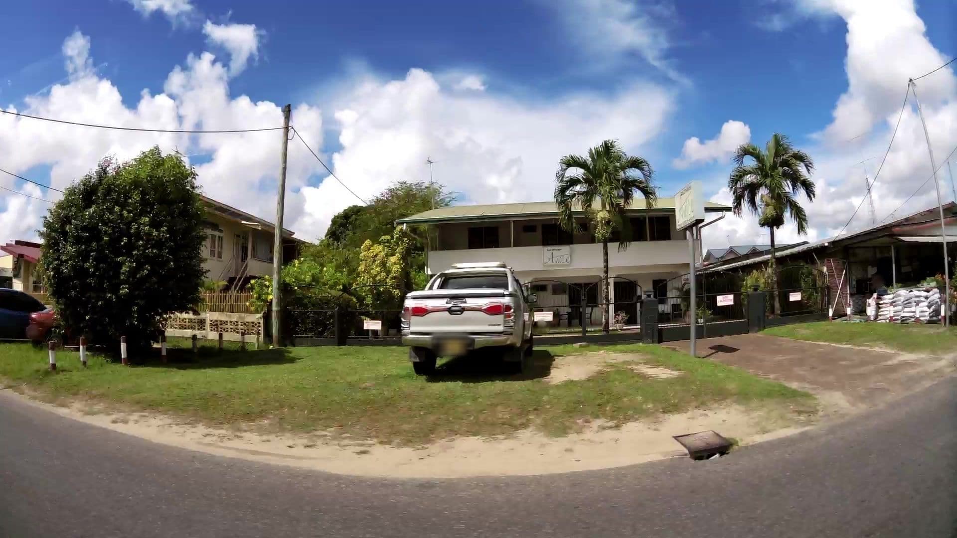 Street view near Guasthouse Amice, Munder Buiten — © kaartcam (CC BY-SA · Mapillary)