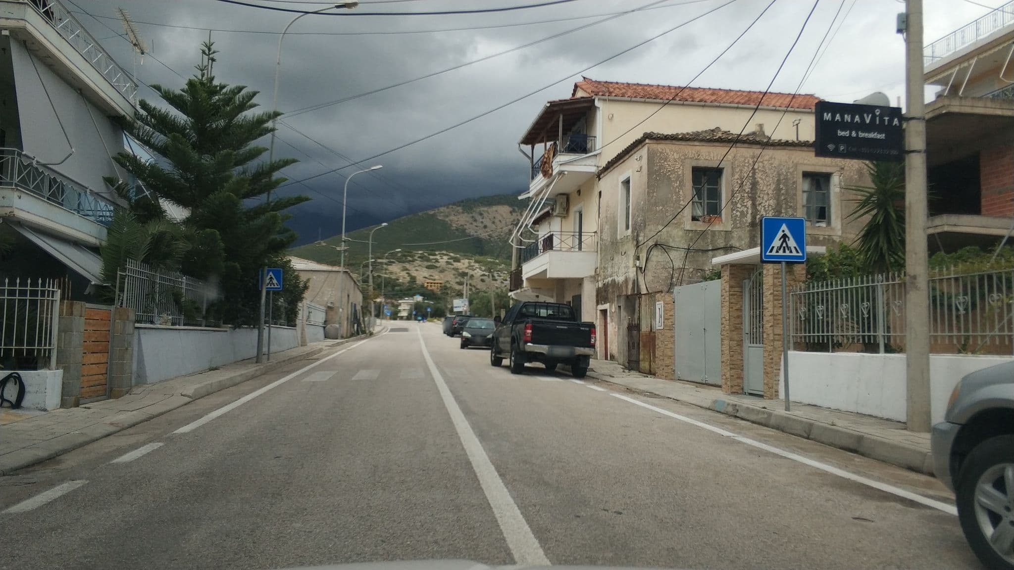 Street view near ManaVita, Himarë — © freddouhelk (CC BY-SA · Mapillary)
