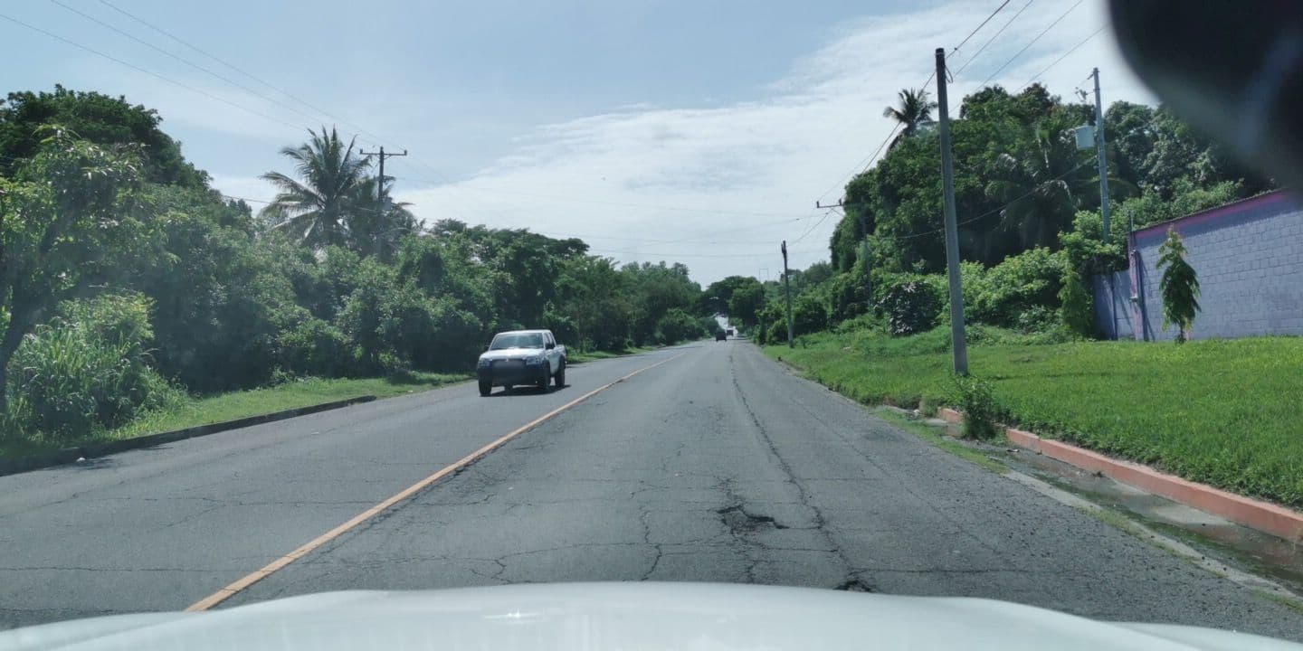 Street view near Auto-Hotel Delicias, Olocuilta — © jkanales (CC BY-SA · Mapillary)