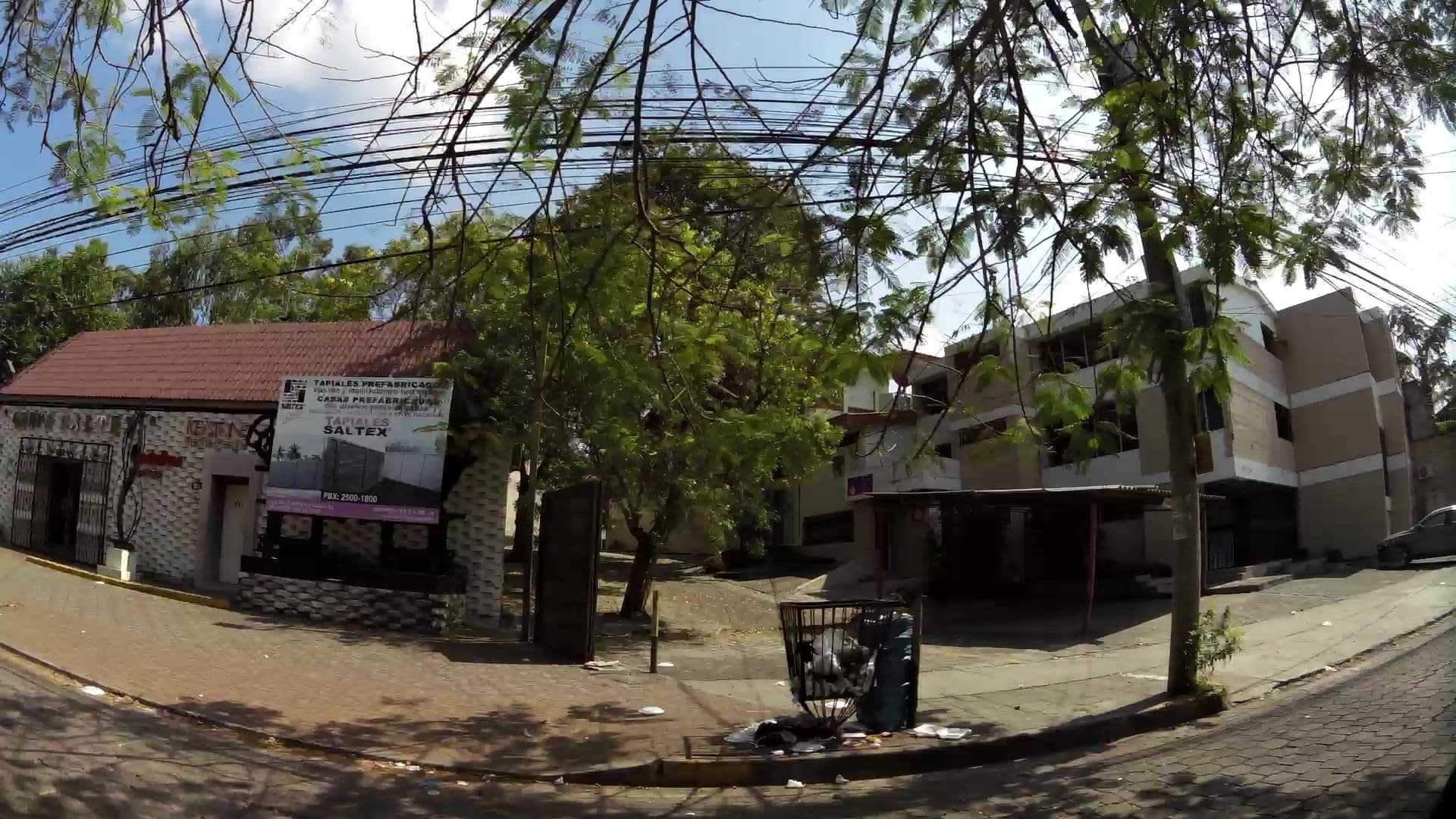 Street view near Edificio 300, San Salvador — © kaartcam (CC BY-SA · Mapillary)