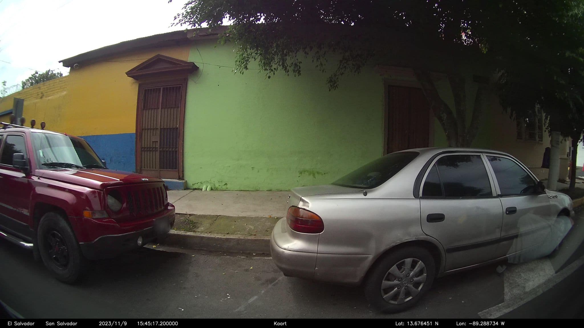 Street view near jardín el Carmen, Santa Tecla — © kaart_2 (CC BY-SA · Mapillary)