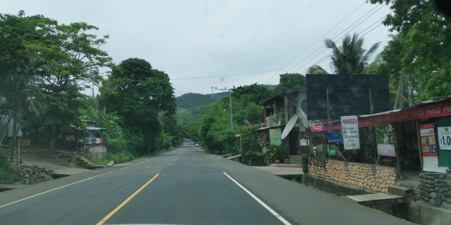 Street view near Plaza Mango Verde, La Libertad — © jkanales (CC BY-SA · Mapillary)