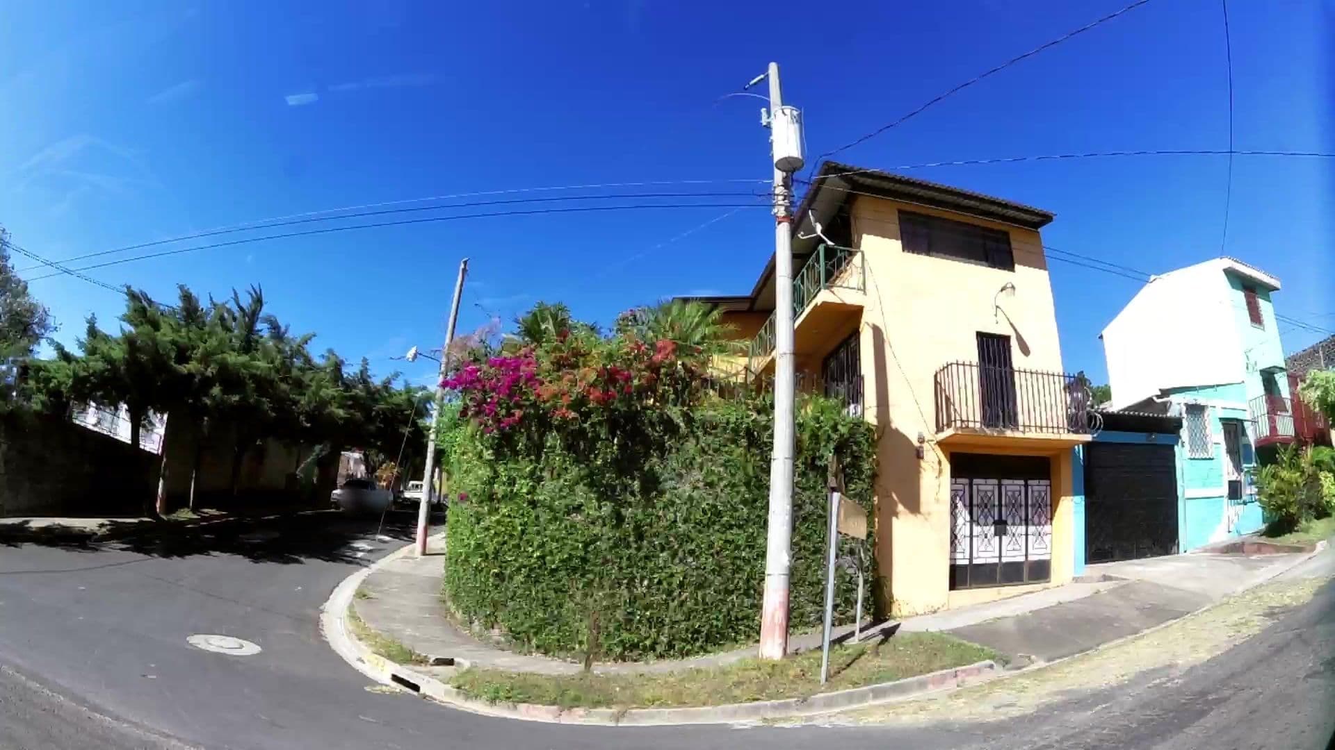 Street view near Posada El Encanto, Juayúa — © kaartcam (CC BY-SA · Mapillary)