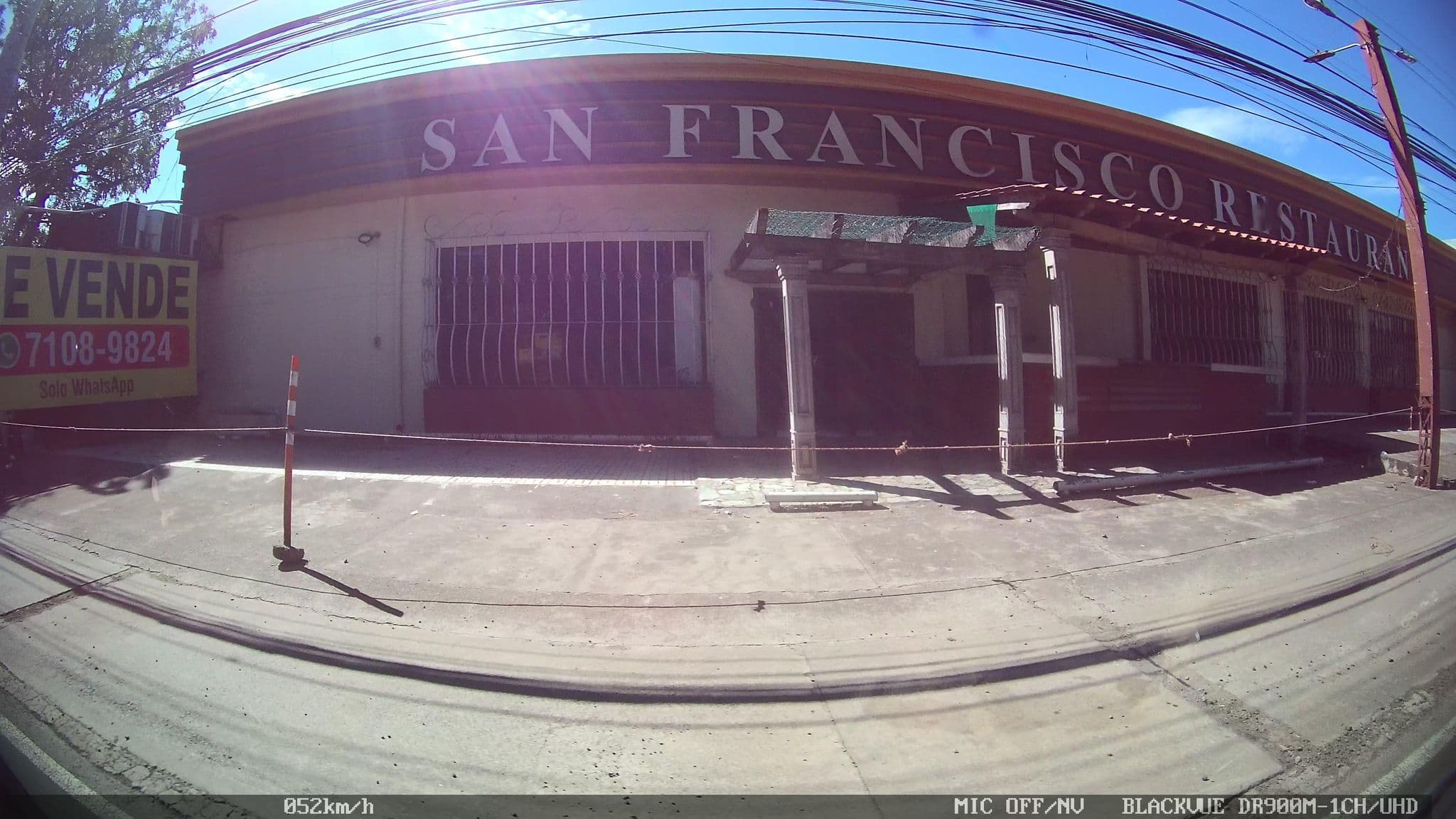 Street view near Auto Hotel Royal Palace, San Miguel — © kaart_4 (CC BY-SA · Mapillary)