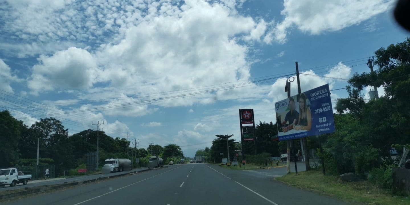Street view near Restaurante y Hostal Kilo 5, Acajutla — © jkanales (CC BY-SA · Mapillary)