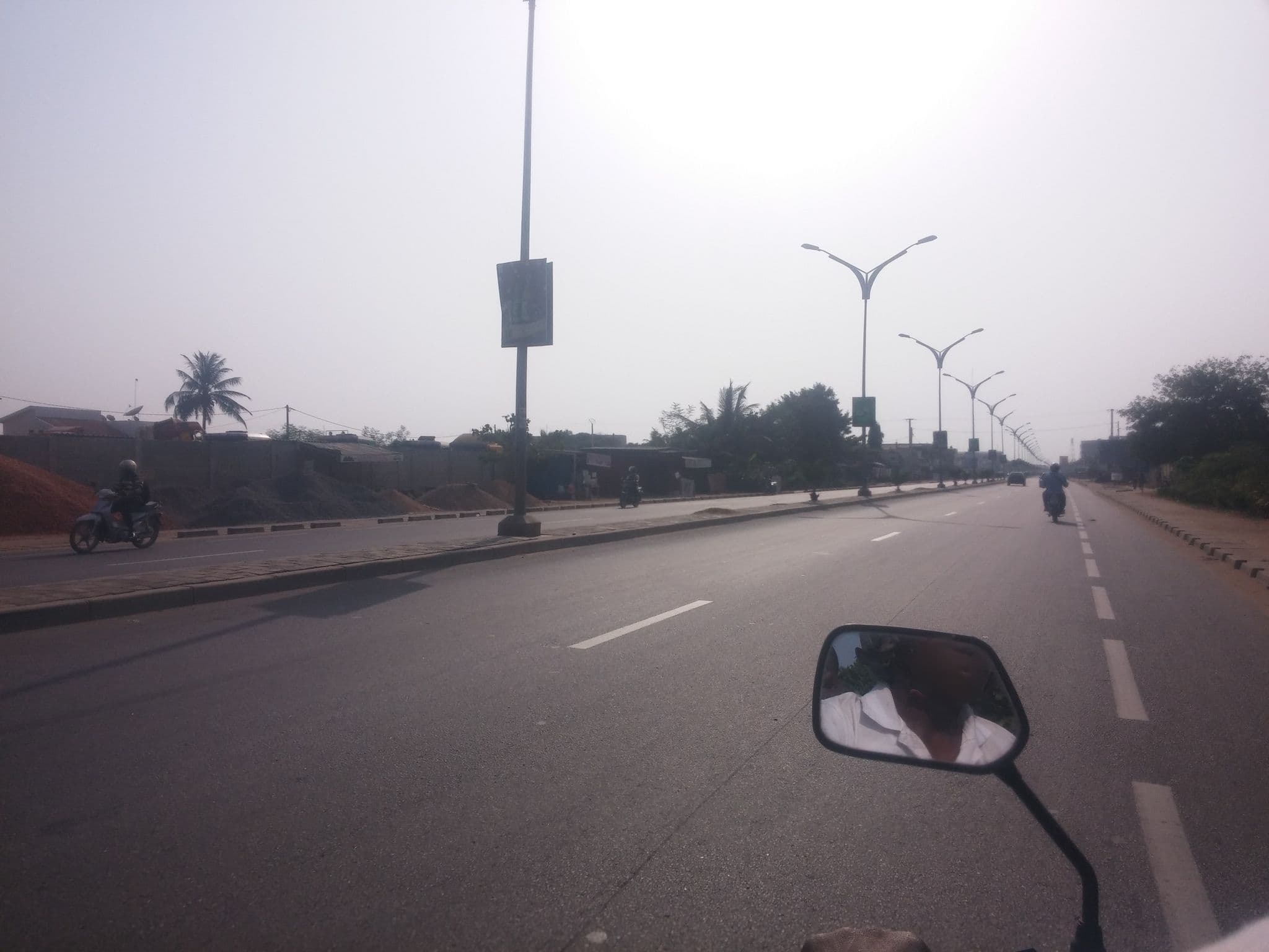 Street view near Residence des Tropiques, Lomé