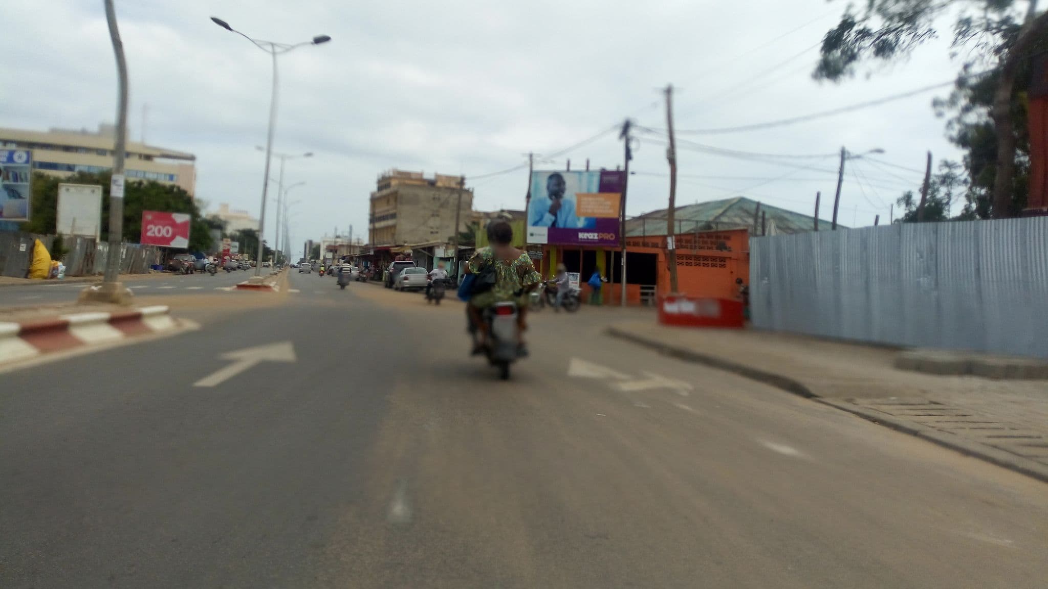 Street view near Hôtel Annexe Robinson, Lomé