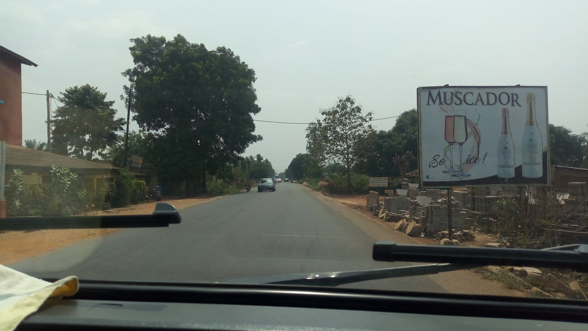 Street view near Auberge GINA, Tsévié — © hermann106 (CC BY-SA · Mapillary)
