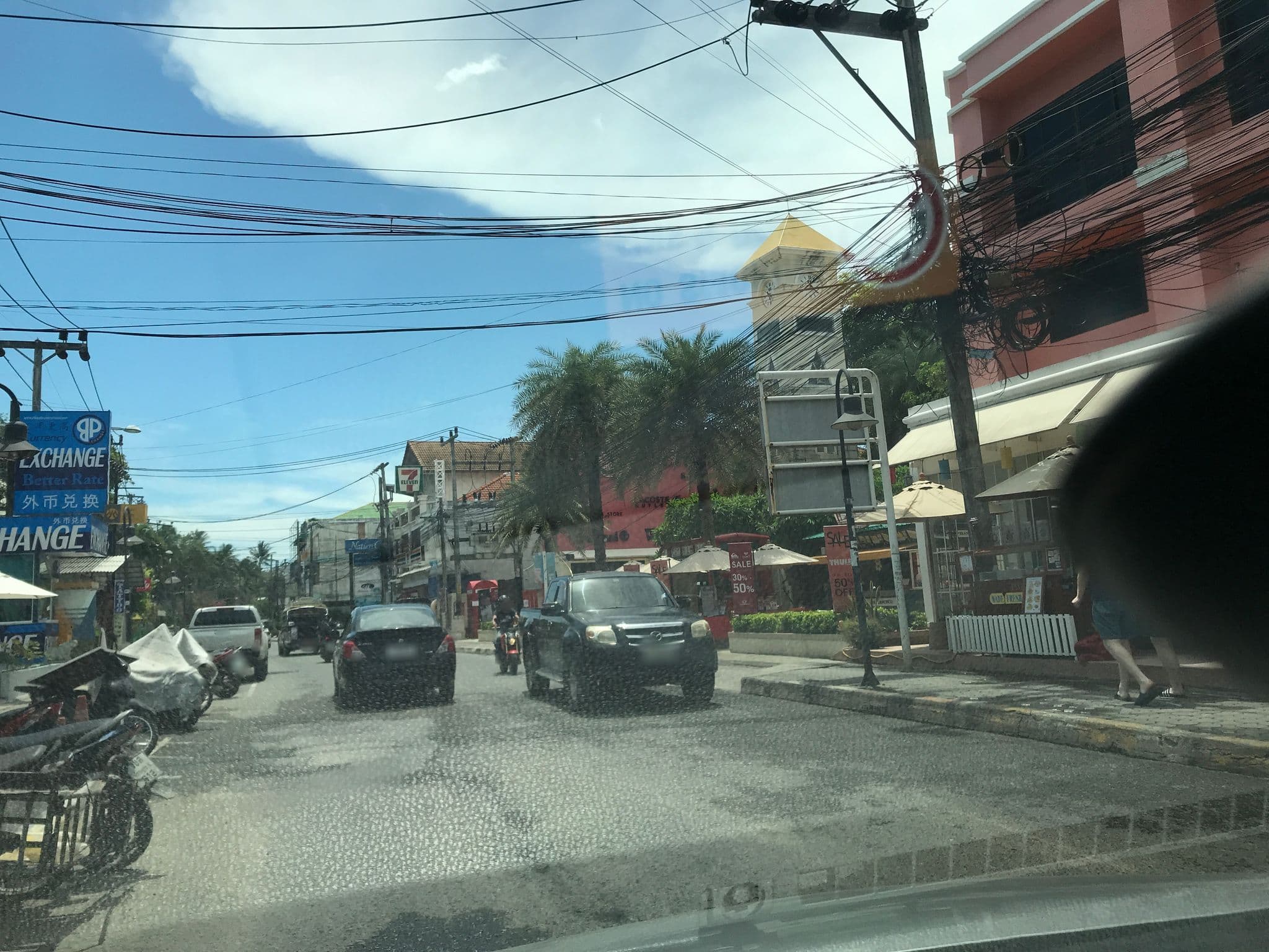 Street view near Rattana Guesthouse, Ko Samui