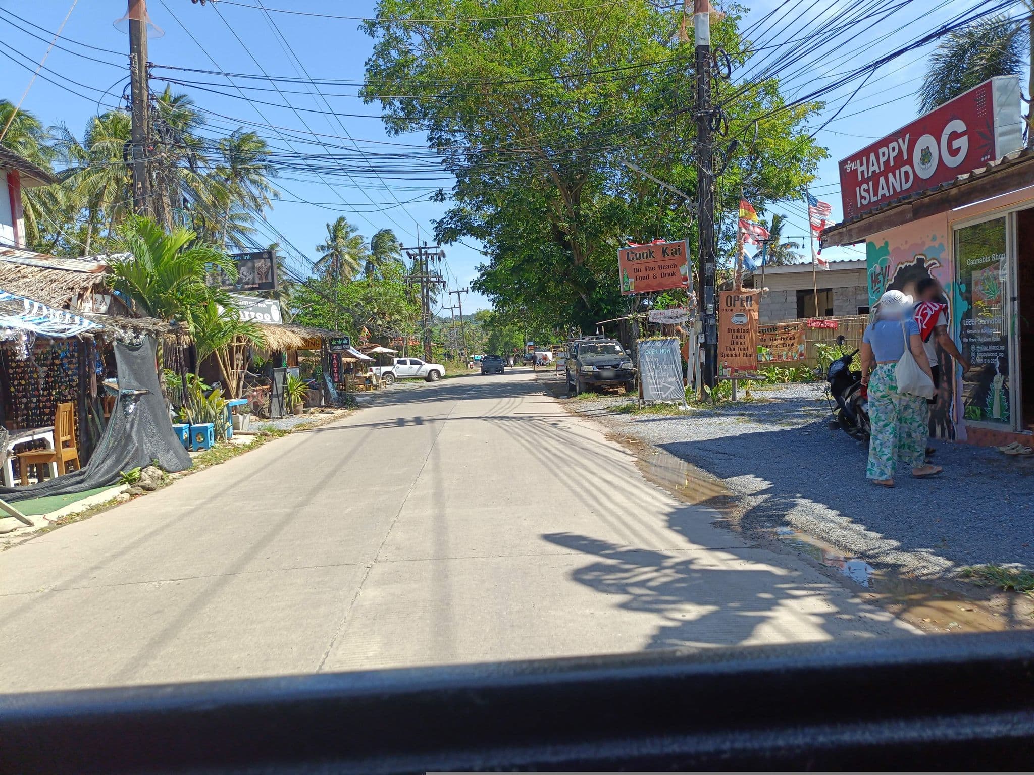 Street view near Lanta Nature Beach Resort, Ko Lanta — © skillsy (CC BY-SA · Mapillary)