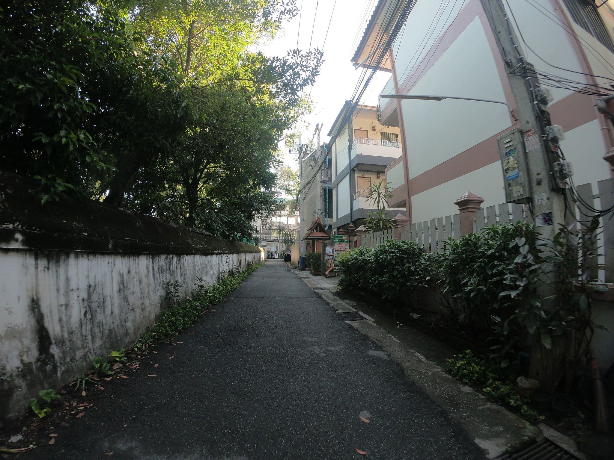 Street view near Frangipani Serviced Residences, Chiang Mai — © chanuwath_grab (CC BY-SA · Mapillary)