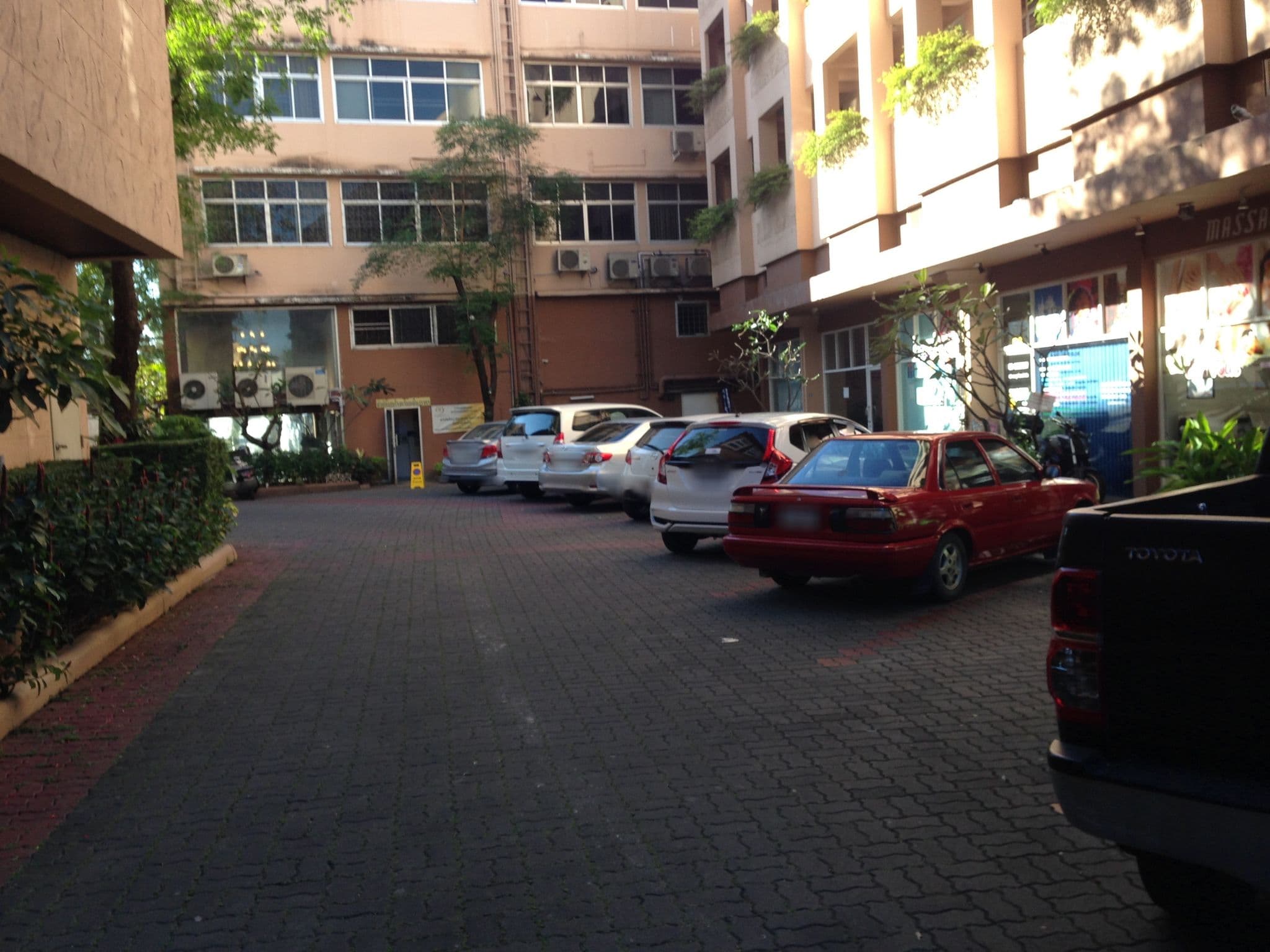 Street view near Maninarakorn, Chiang Mai