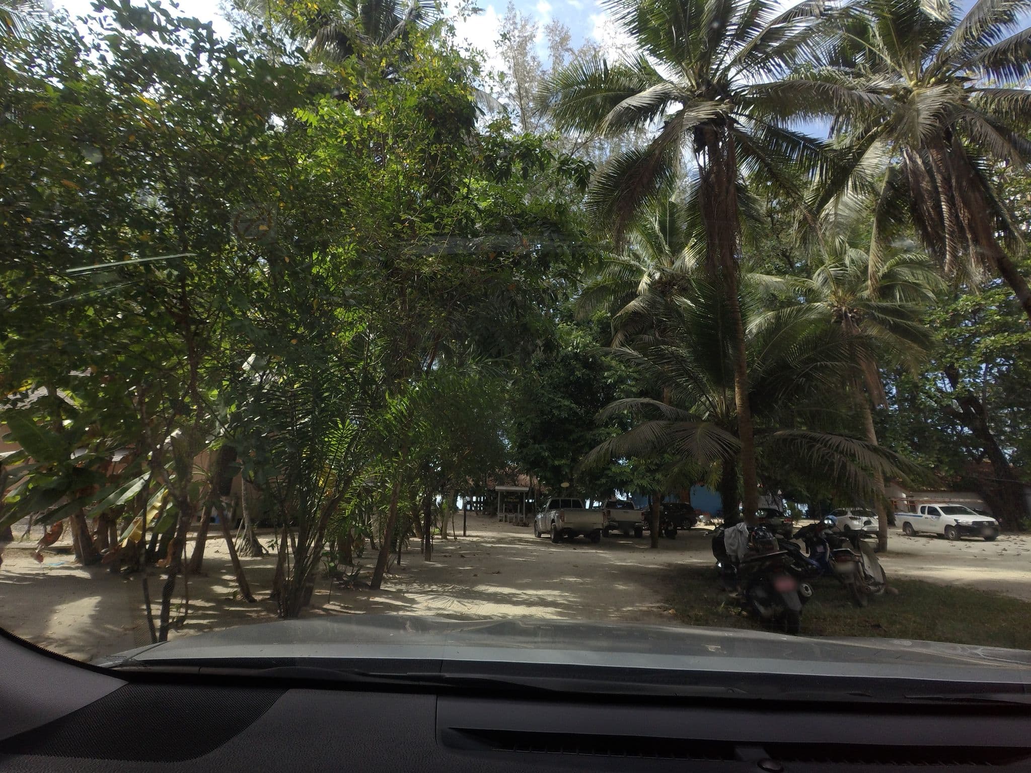 Street view near Ao Thong Bungalows, Ban Khao Lak
