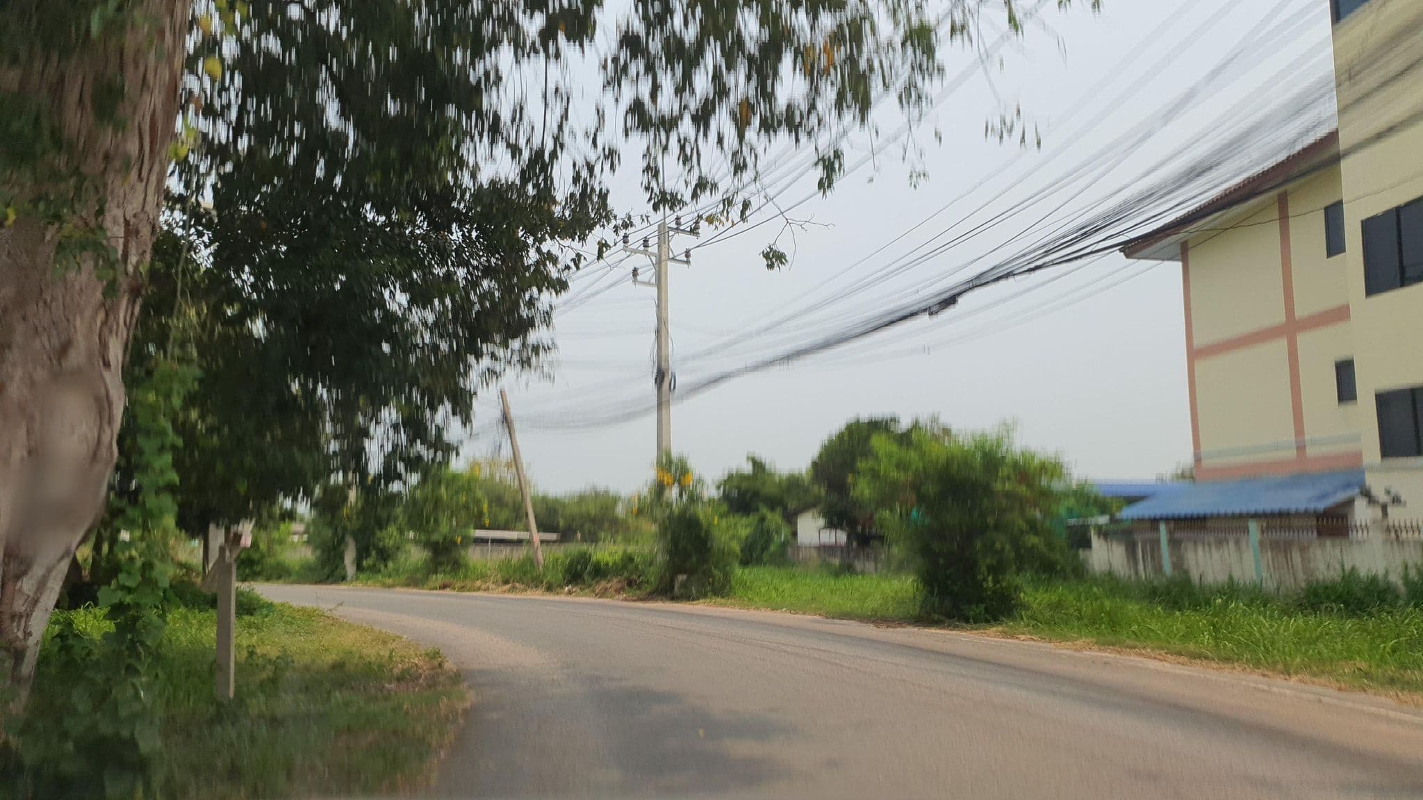 Street view near Tavee Apartment, Pattaya