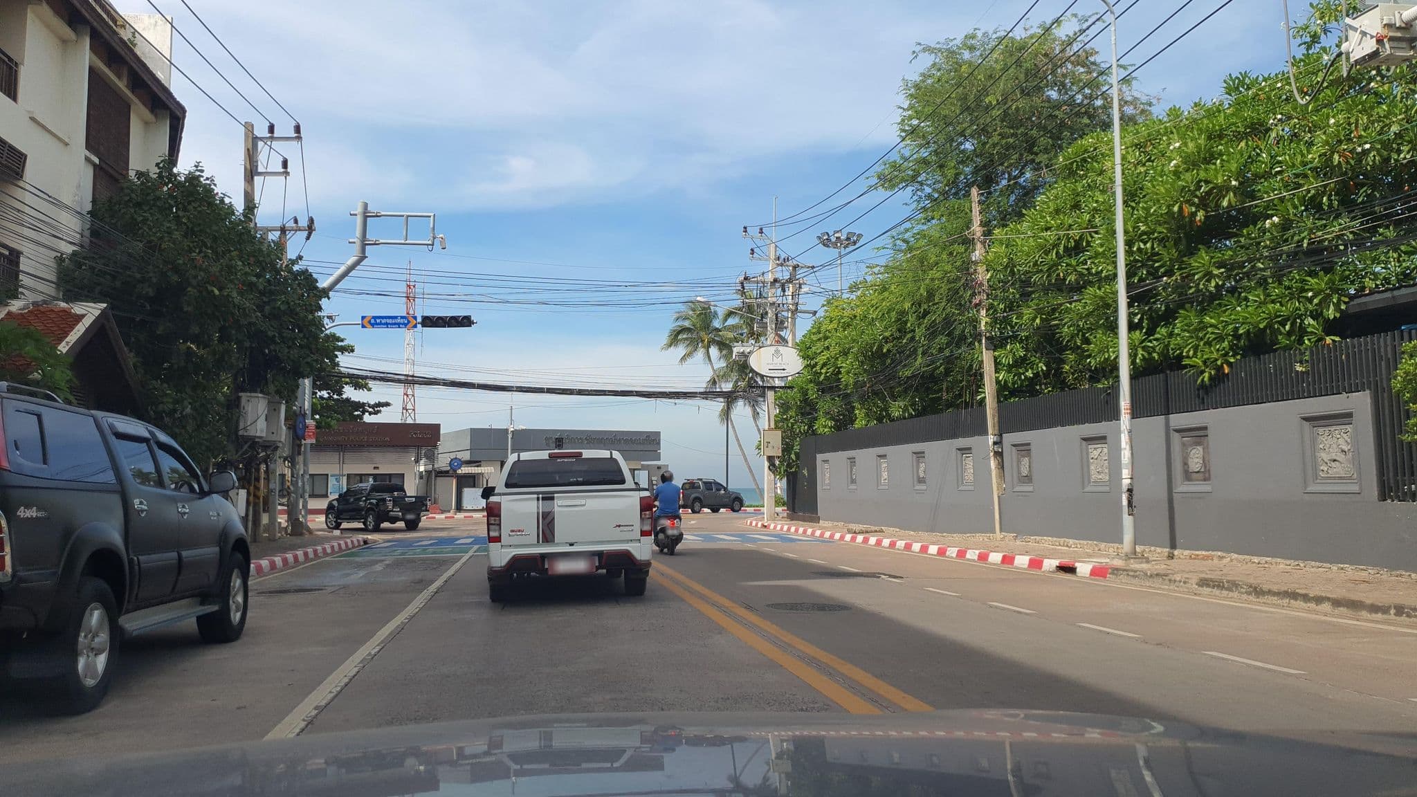 Street view near Beach Gallery House, Pattaya