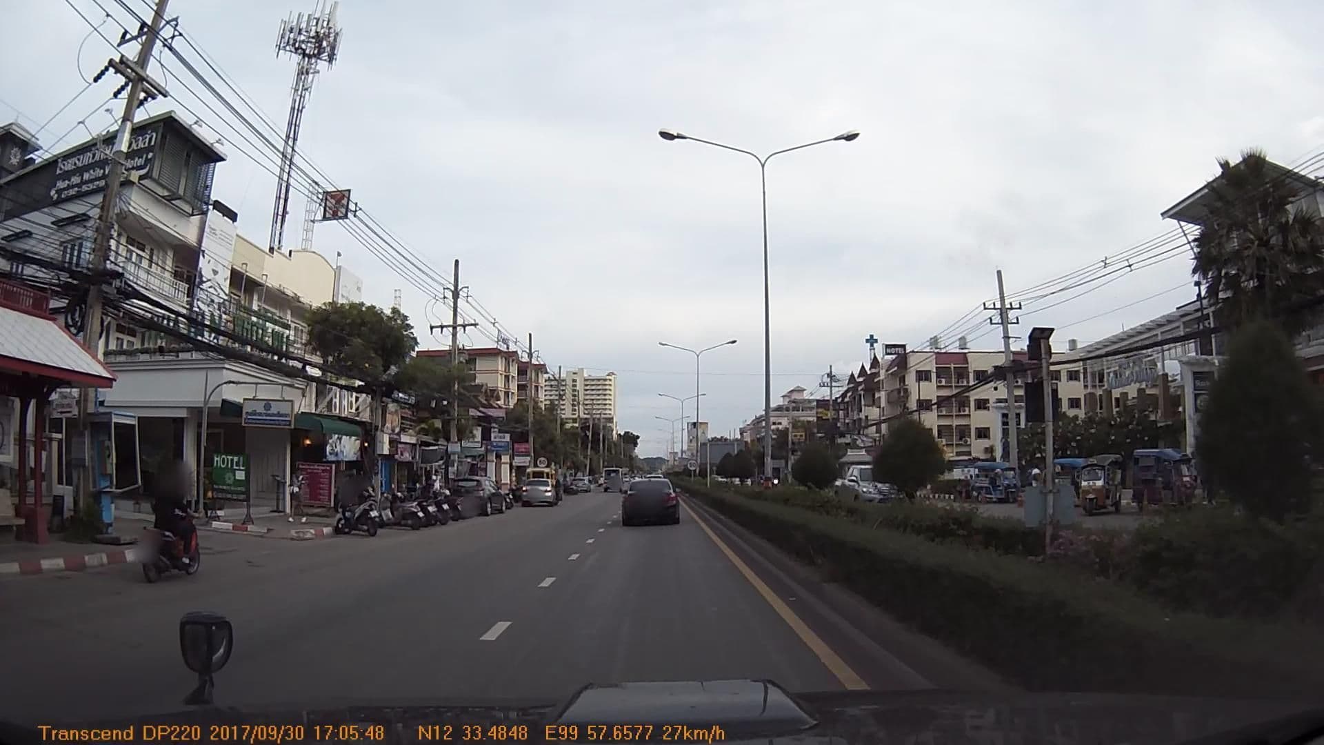 Street view near Hua Hin White Villa, Hua Hin — © mapcreator (CC BY-SA · Mapillary)