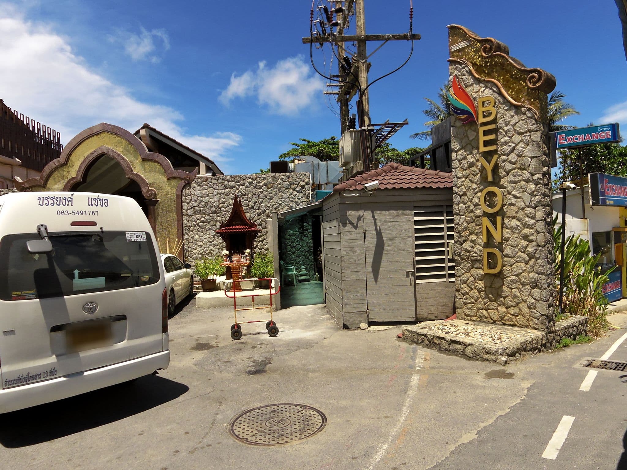 Street view near Karon Beach Resort & Spa, Ban Kata